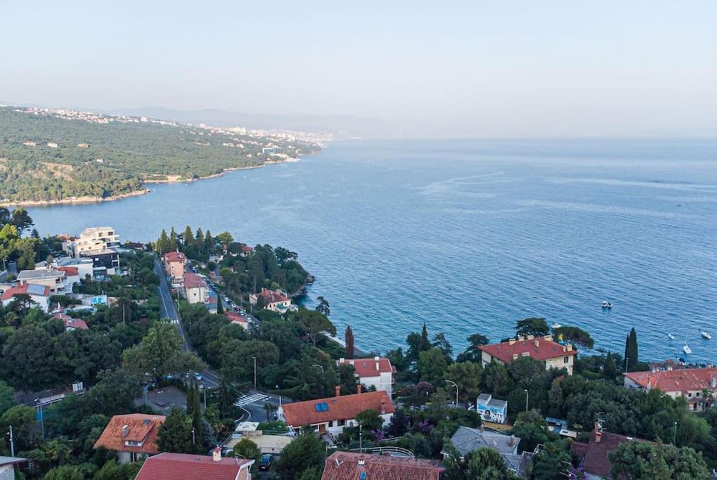 Apartment Starfish with private pool and magnificent sea view view 2
