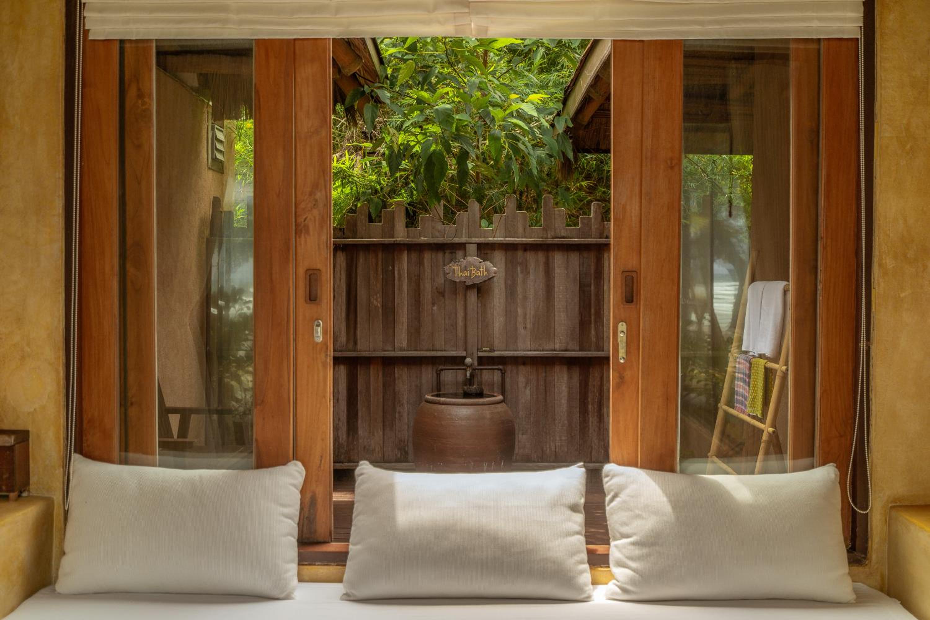 High Season Pool Villa & Spa