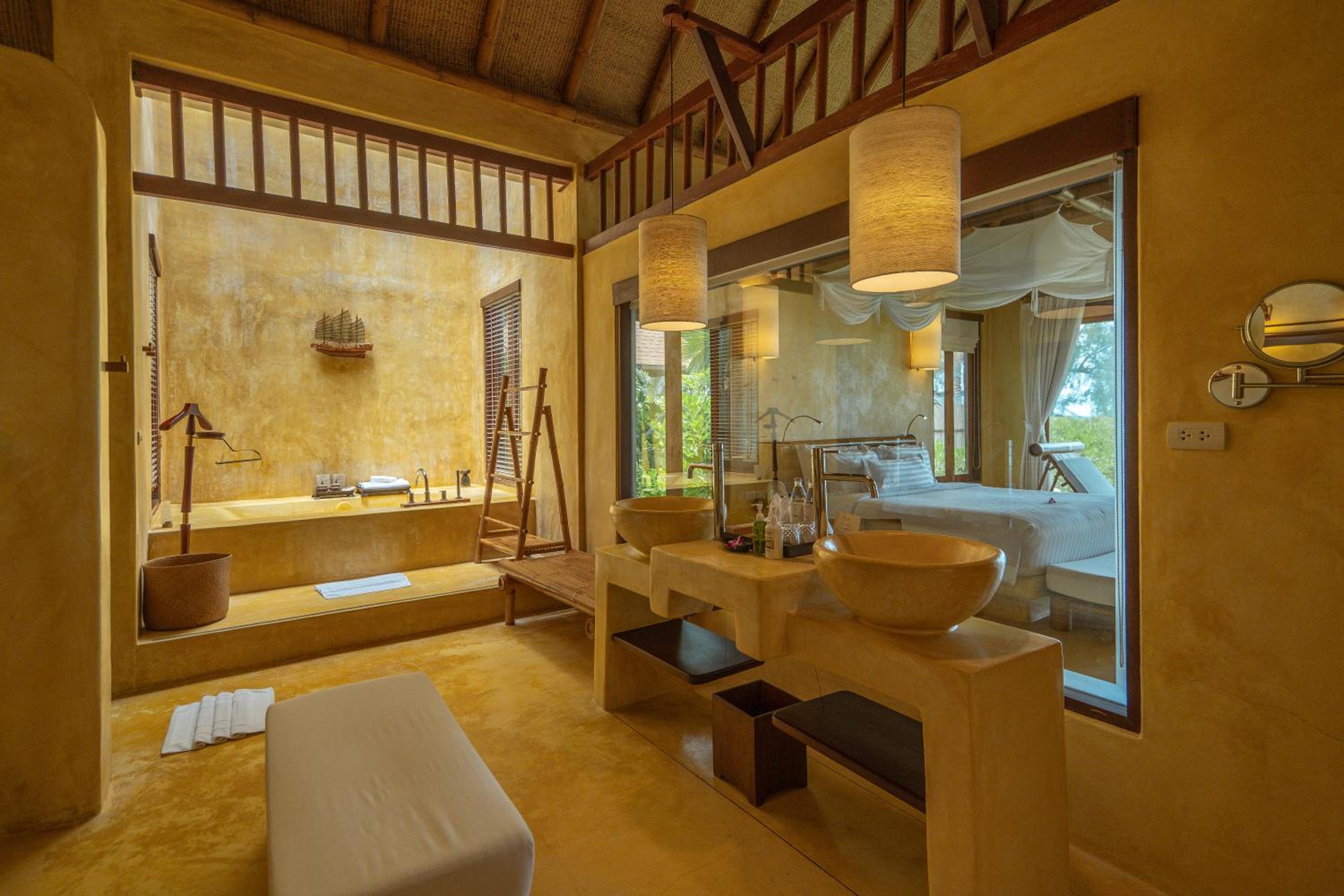 High Season Pool Villa & Spa