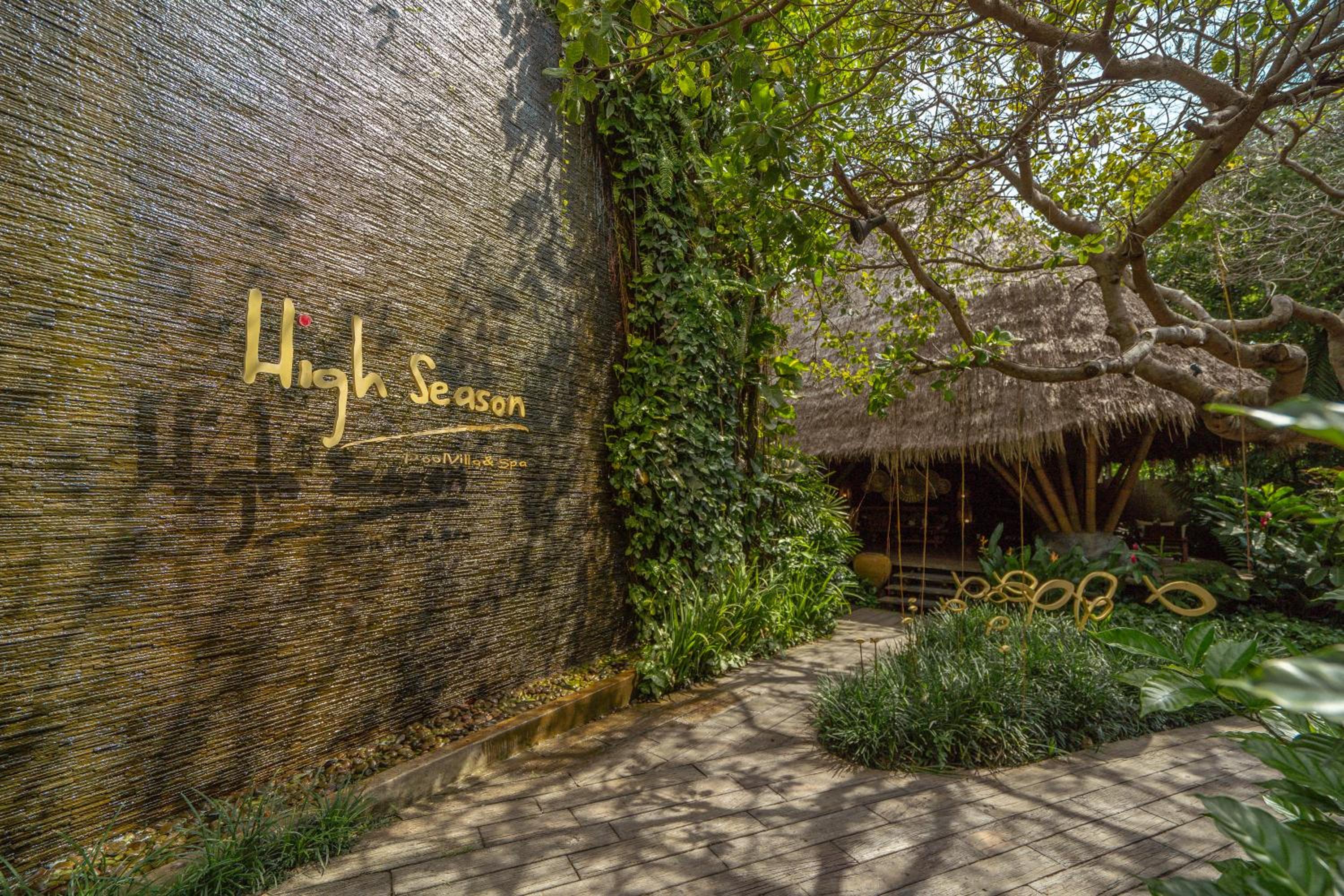 High Season Pool Villa & Spa
