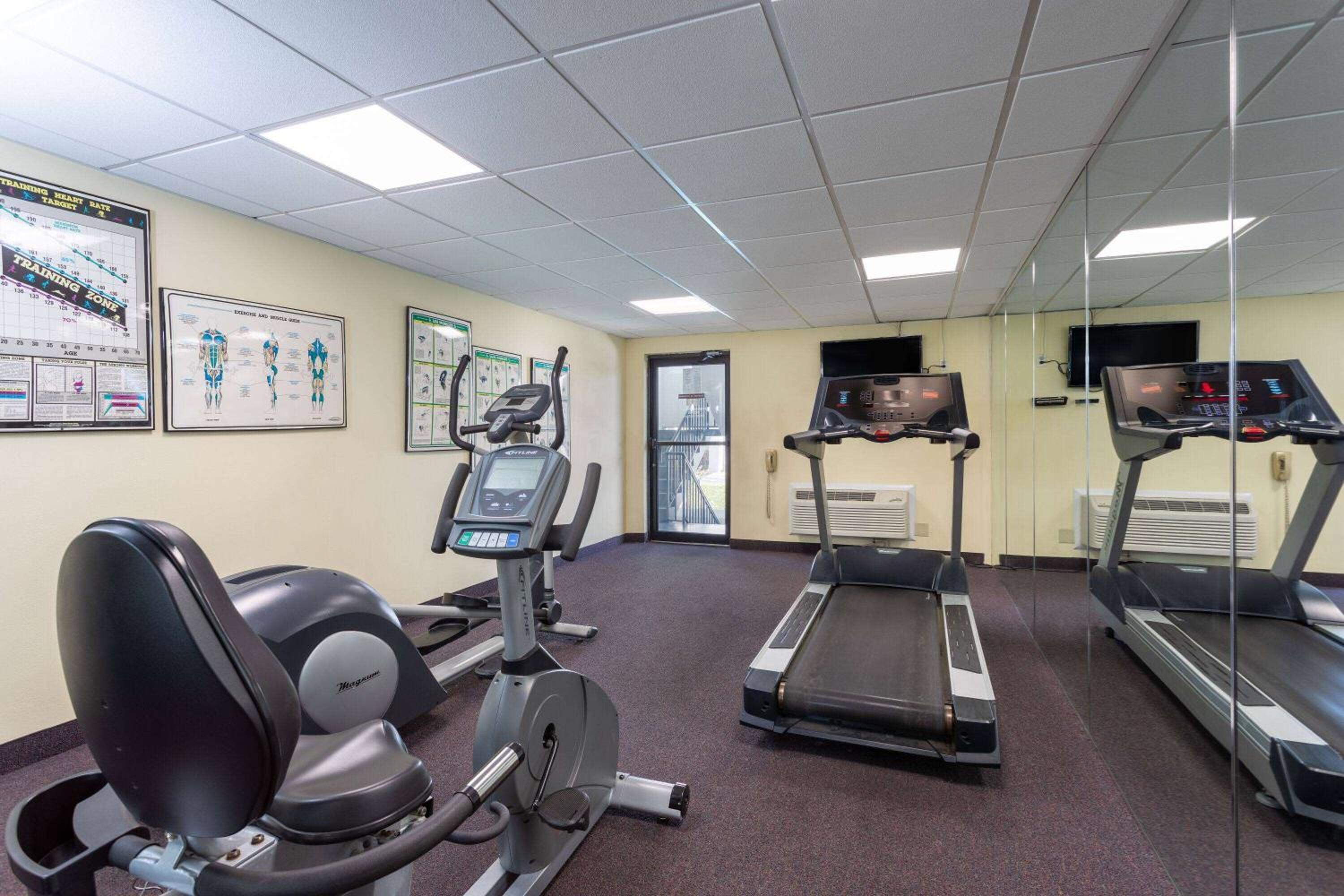 Altamonte Springs Vacations - Ramada by Wyndham Altamonte Springs Near I-4 - Property Image 5
