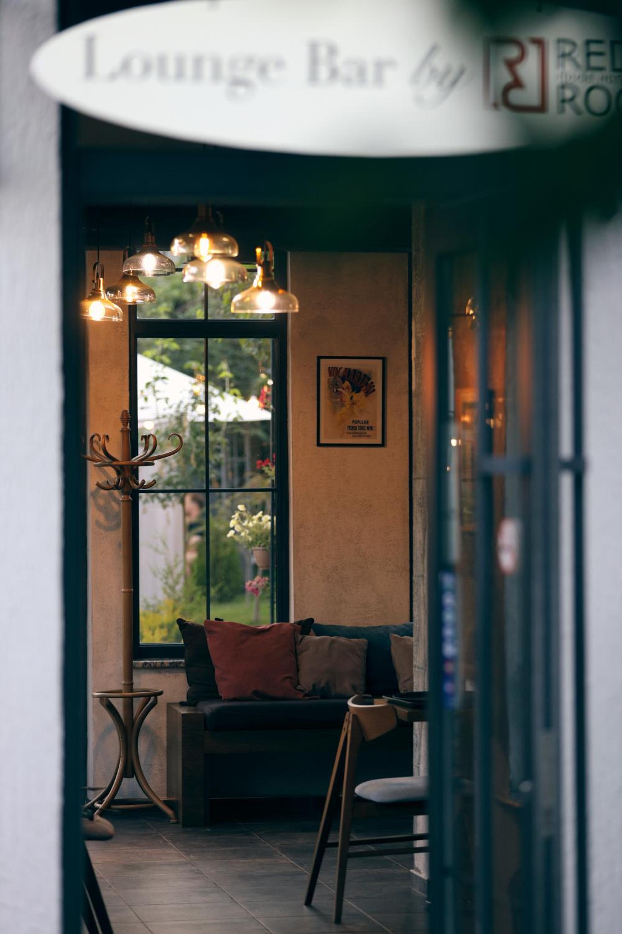 REDROOF Goris Boutique Hotel
