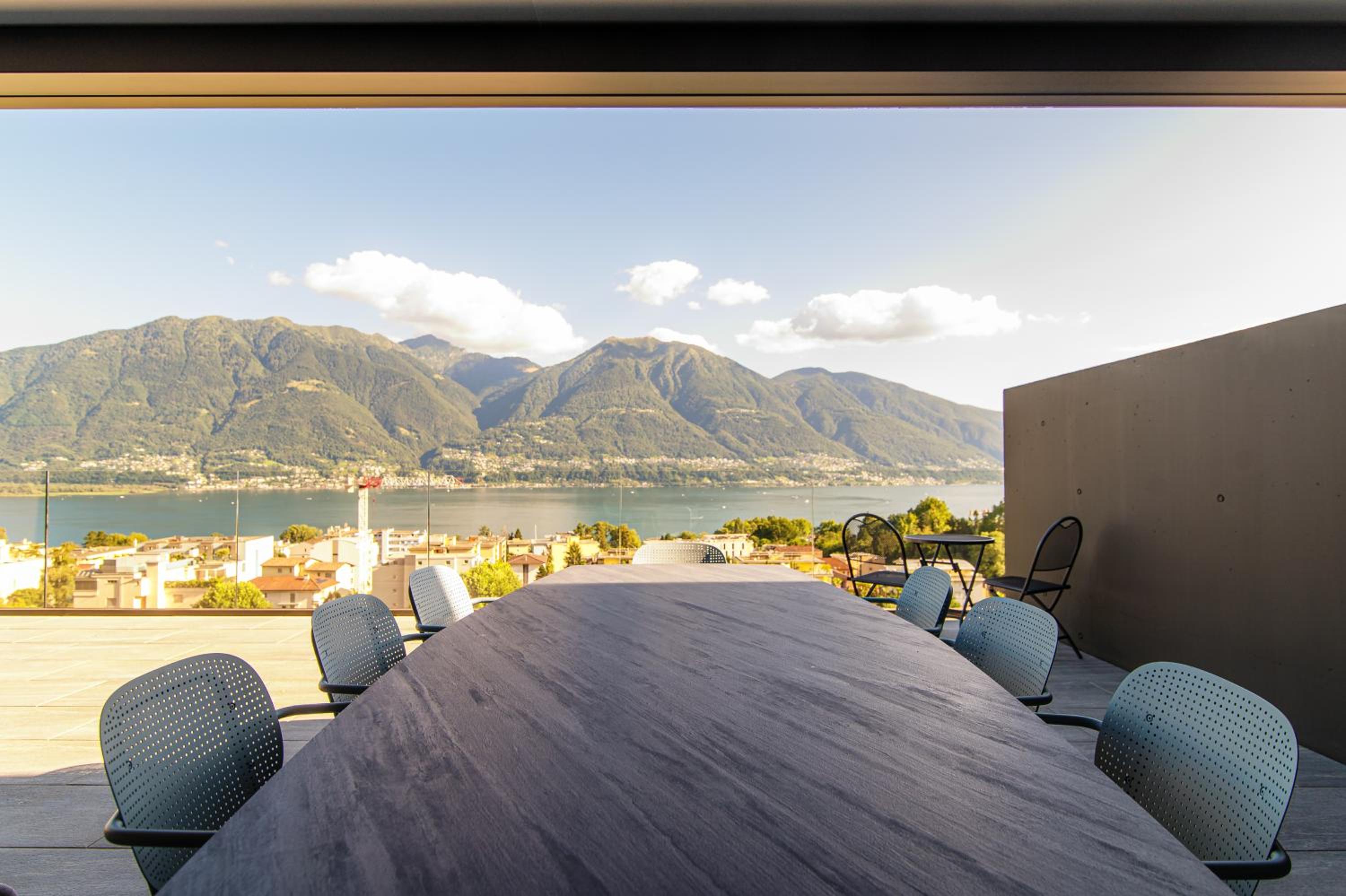 Panoramic Minusio by Quokka 360 - Luxury with Lake View