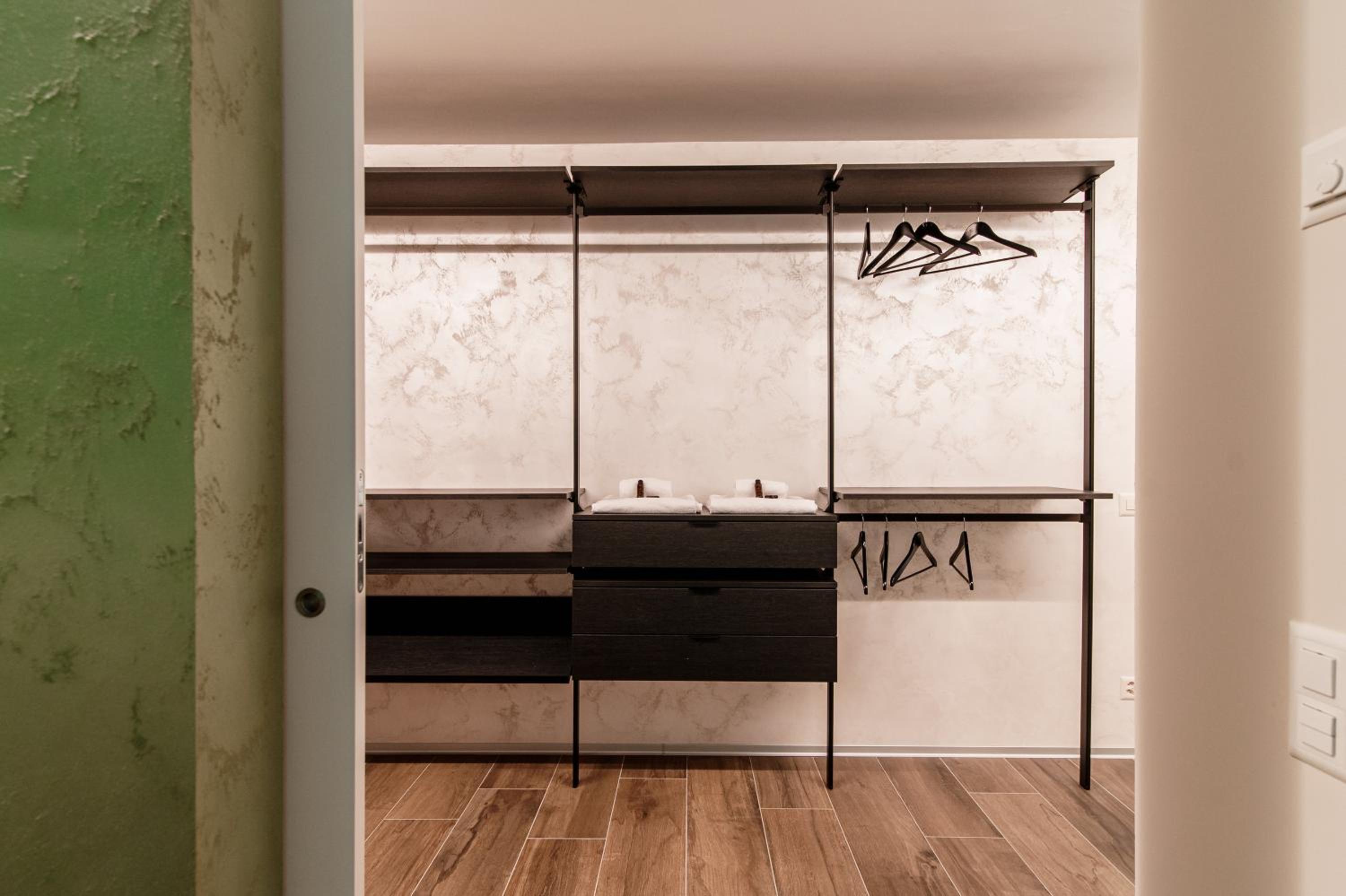 Panoramic Minusio by Quokka 360 - Luxury with Lake View
