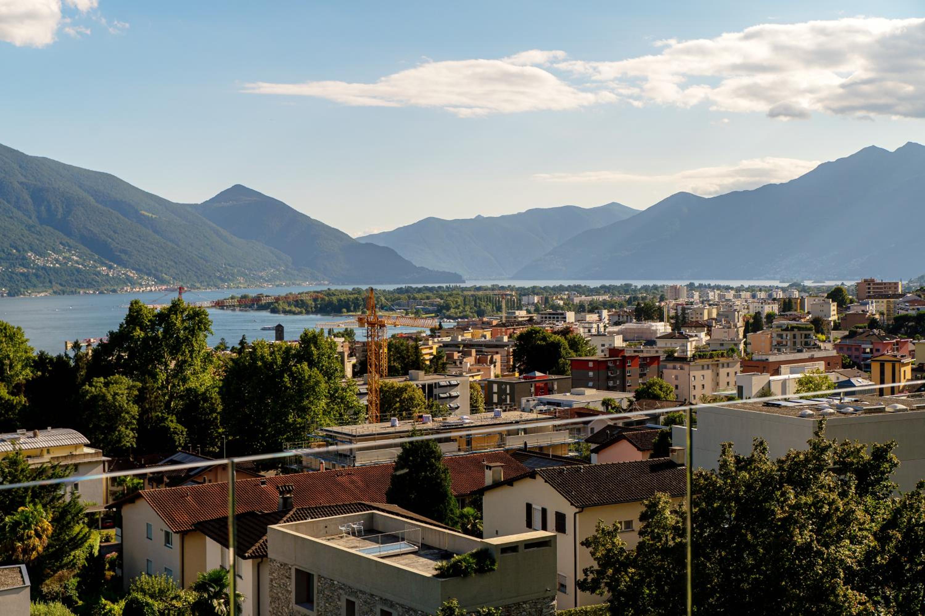 Panoramic Minusio by Quokka 360 - Luxury with Lake View