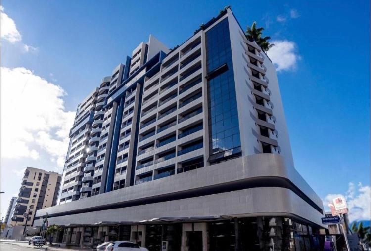 Hotel Apto TIME - vista mar em Ponta Verde Maceio - Image 1