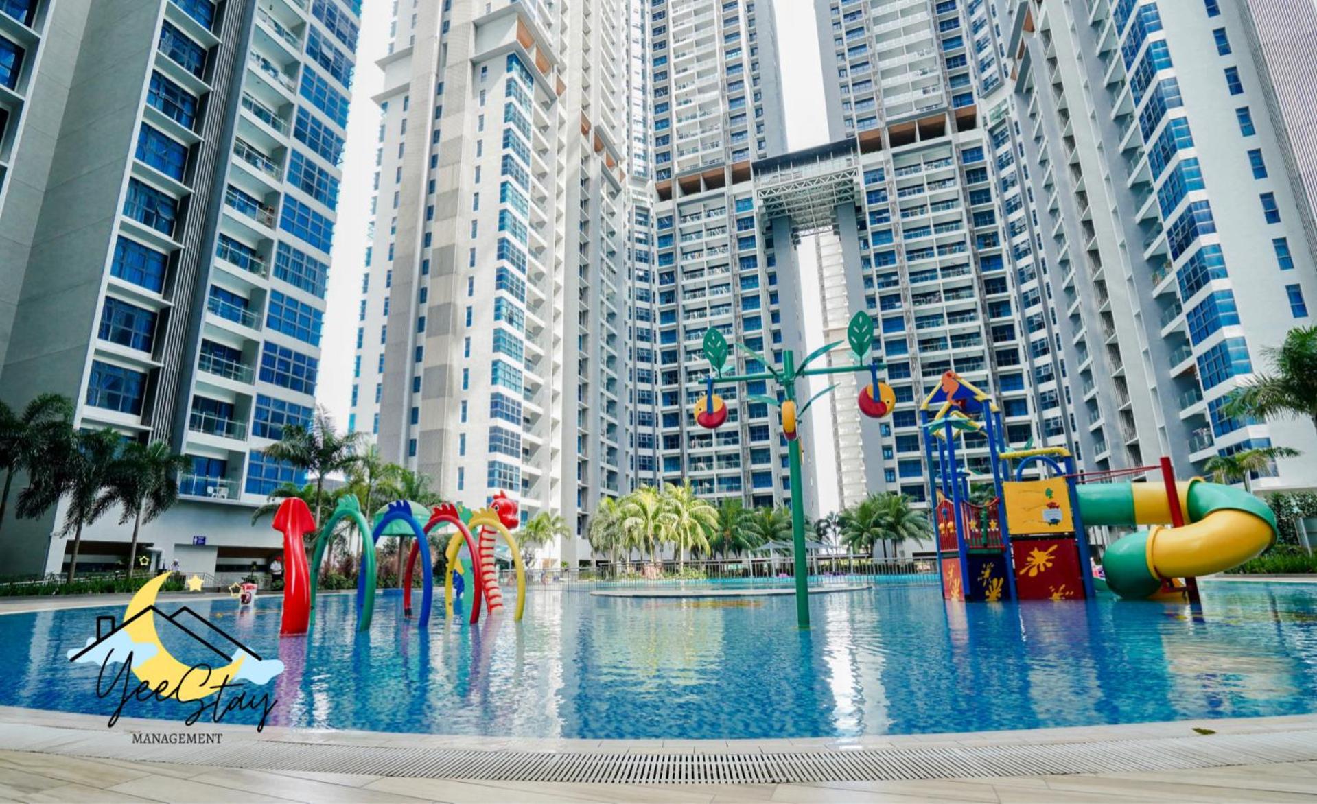 Atlantis 8-12pax/Netflix/Video game/5min to Jonker photo 1