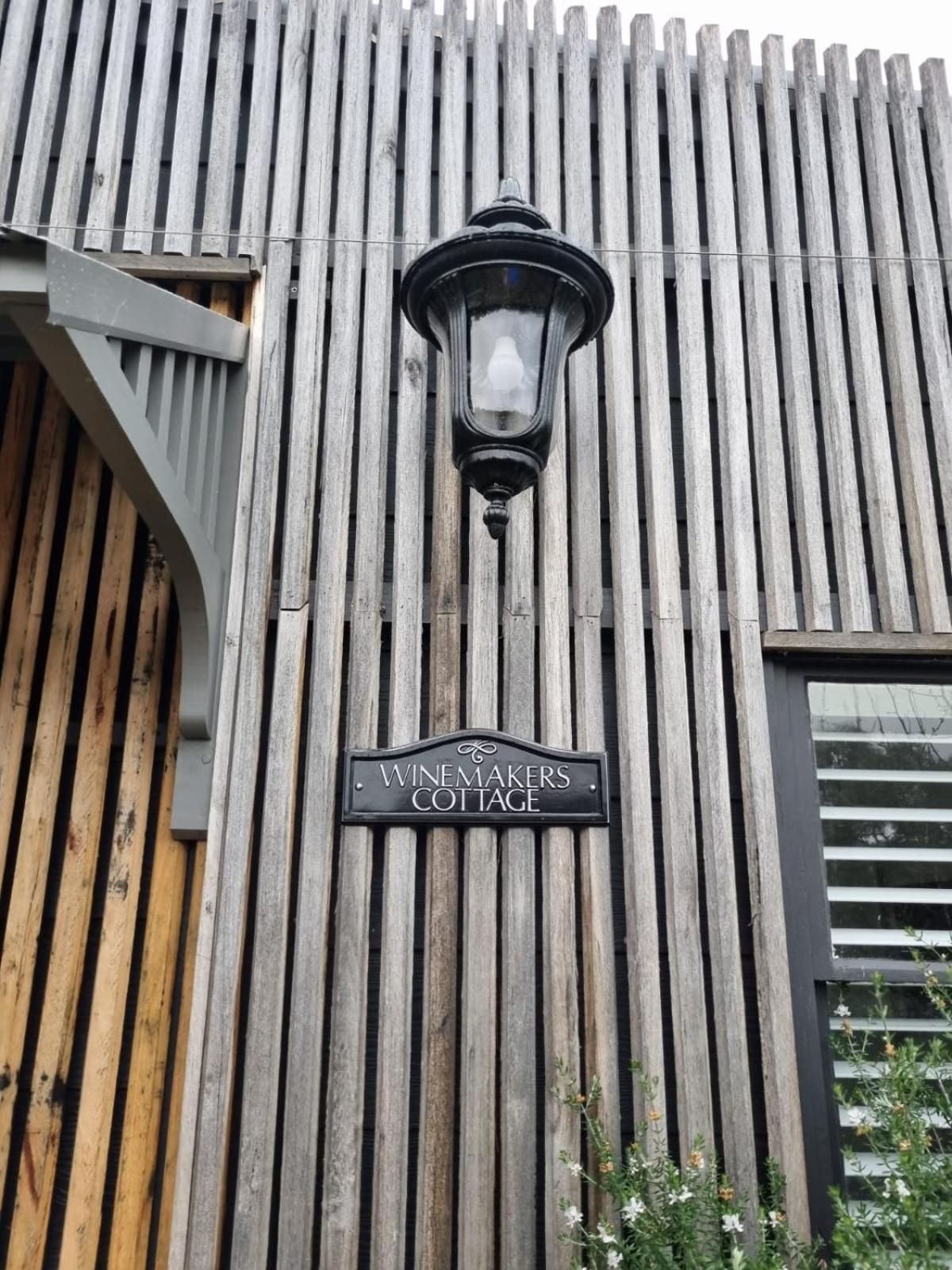 Winemakers Cottage at Treetops Red Hill