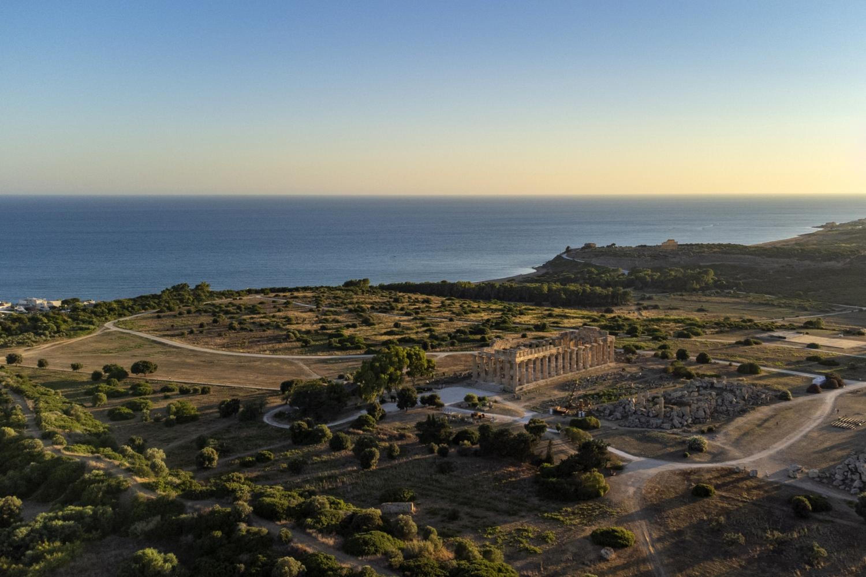 Templi Selinunte Luxury Sicily view 3