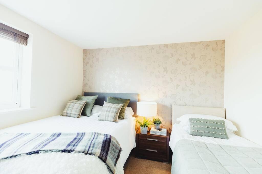 Luxury Trearddur Bay beach house with sea views view 3