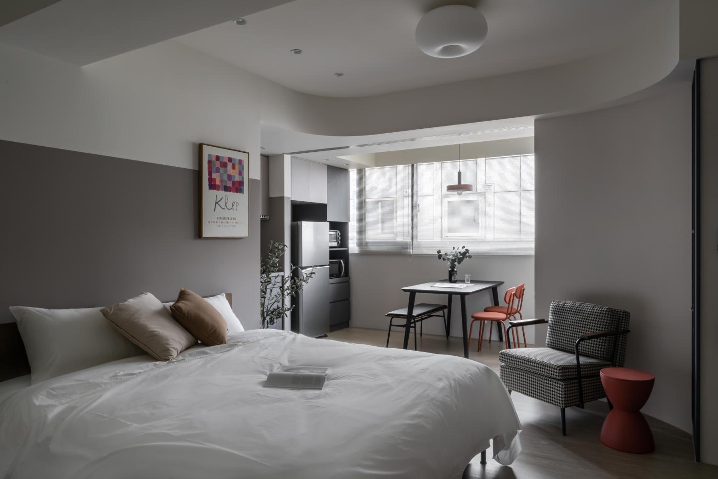 Lin Apartments by Olala Homes