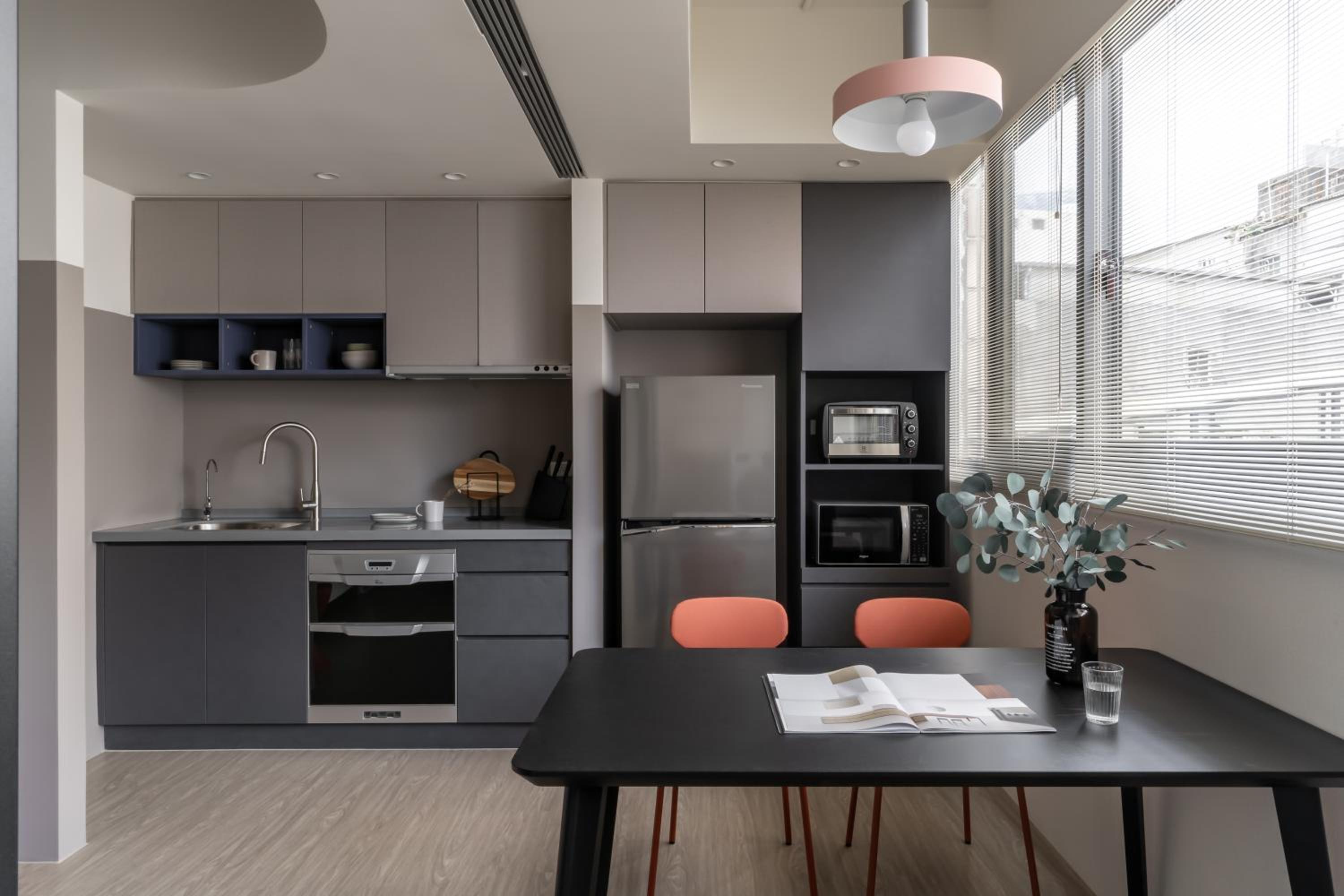 Lin Apartments by Olala Homes
