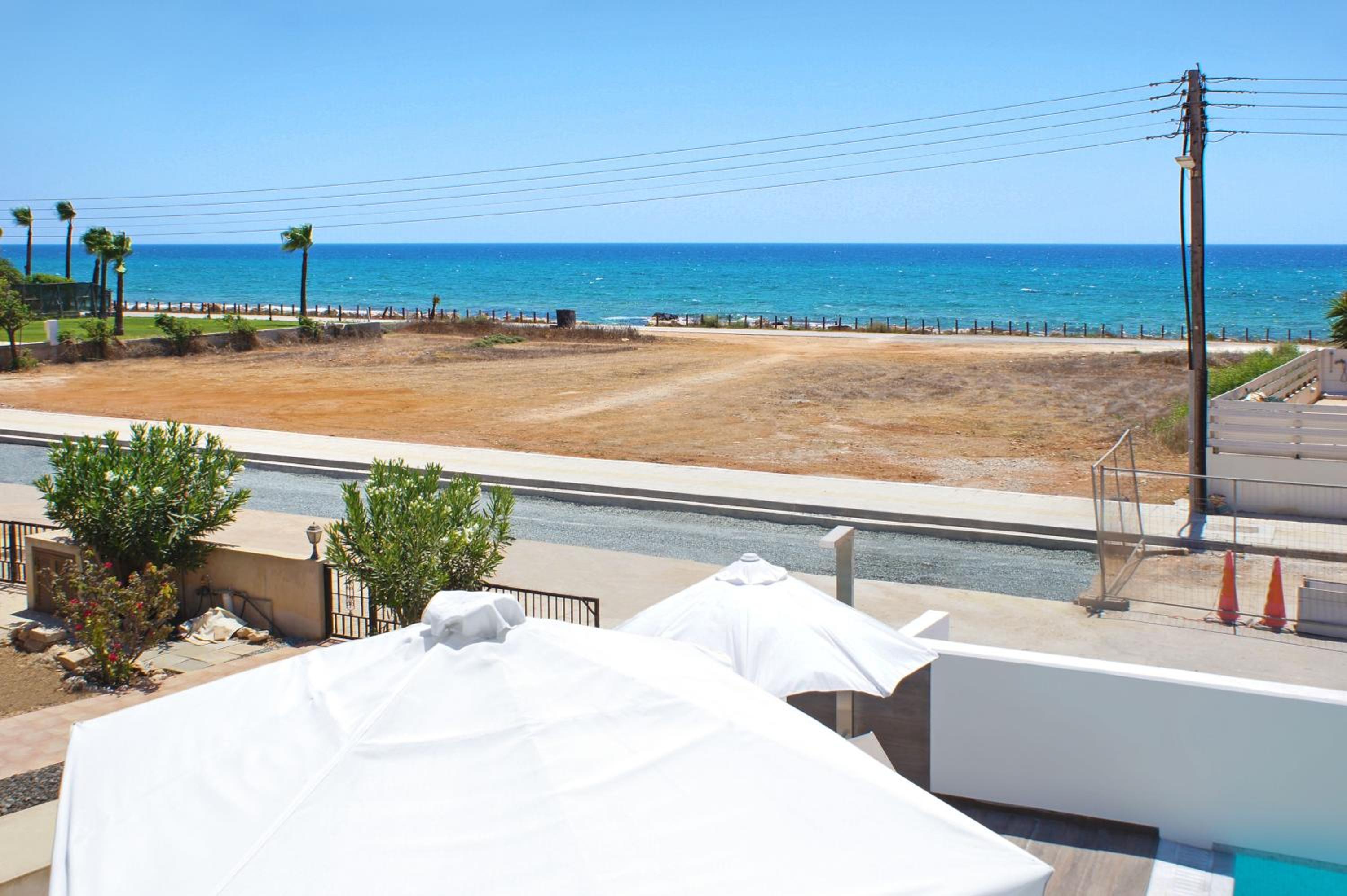 Votsalo Villa - 30m from Med Sea