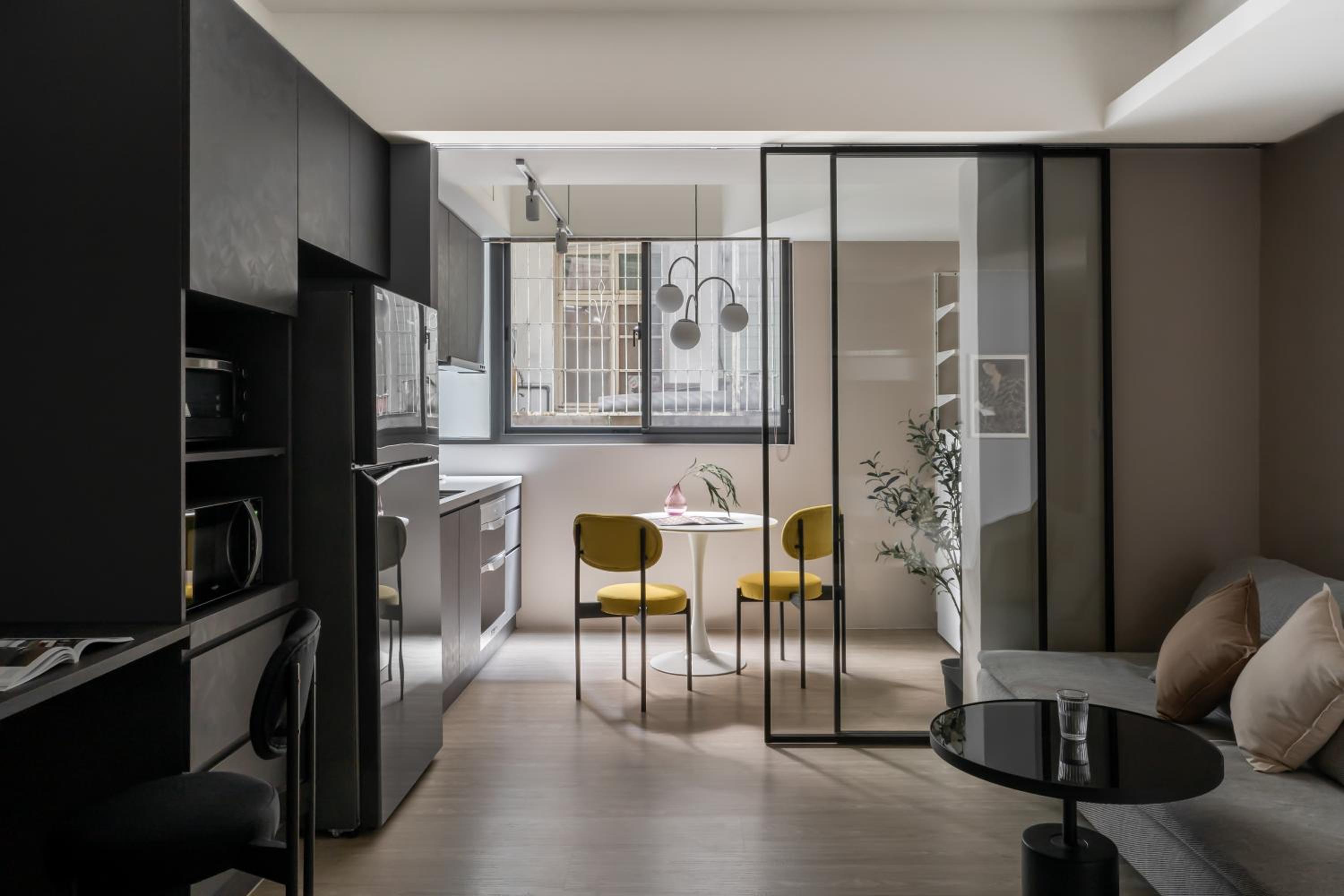 Lin Apartments by Olala Homes