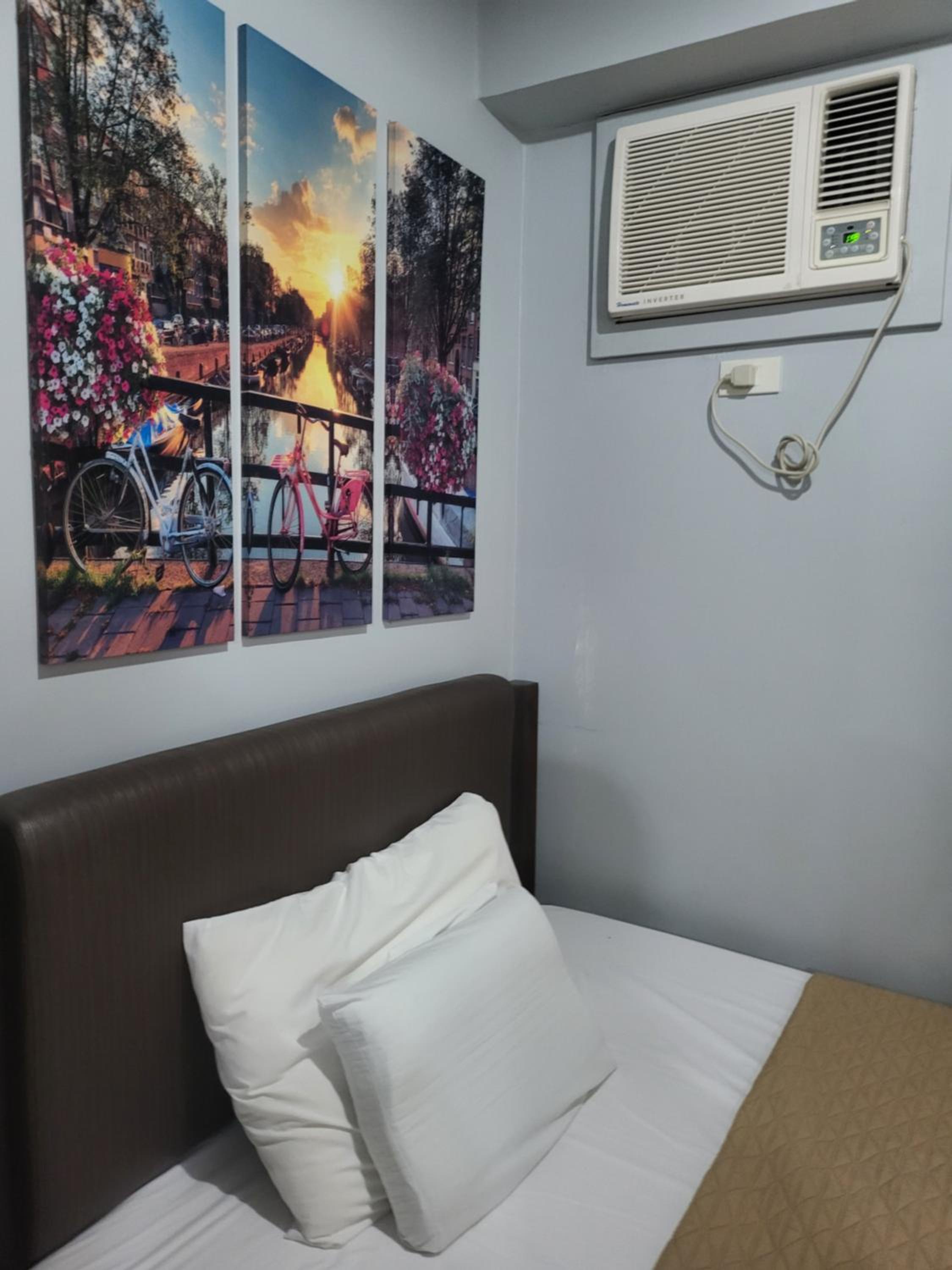1 Bedroom Suite 2B207 in La Fayette Chateau Elysee view 3