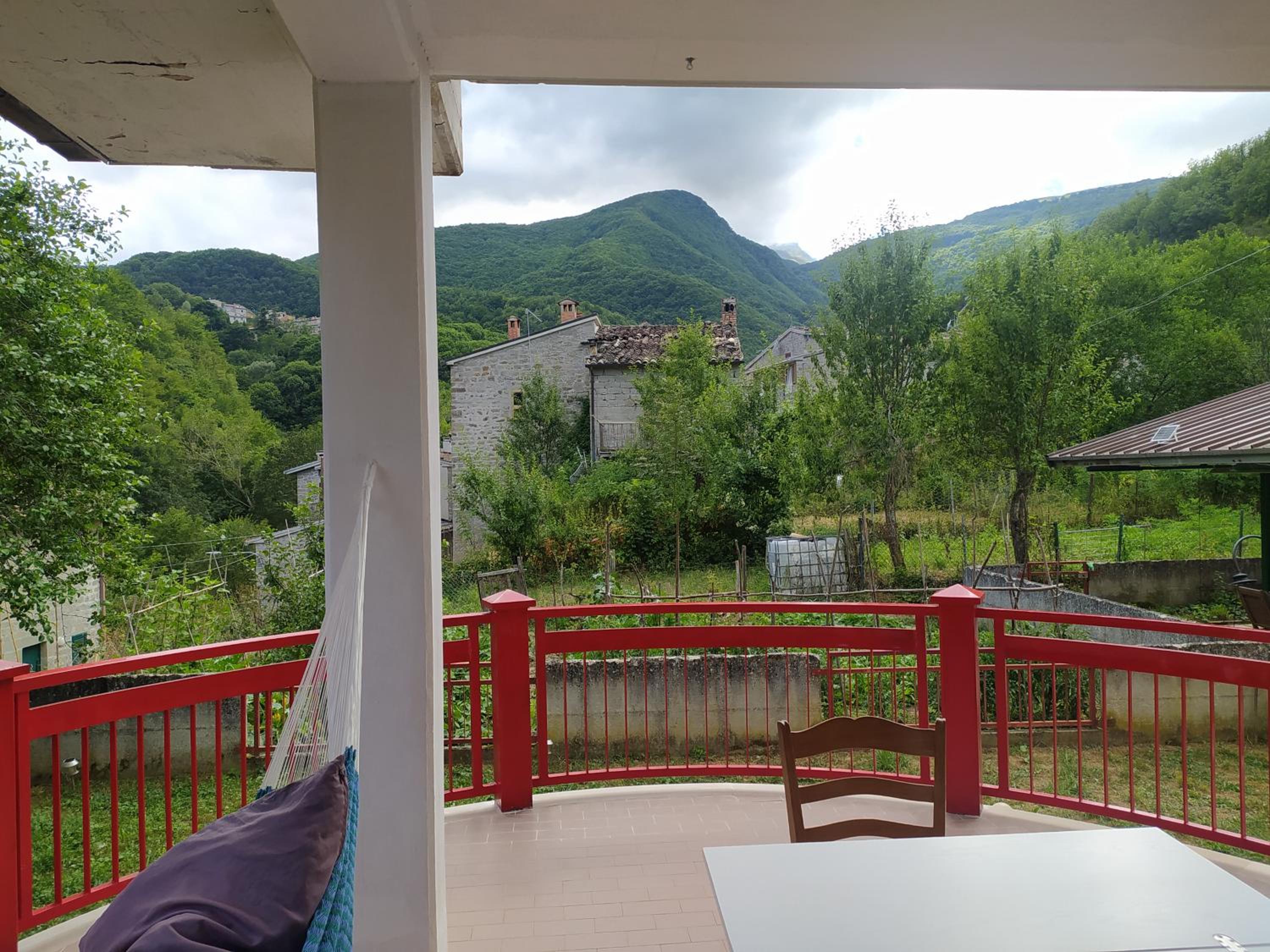 Casa BnB Pappappero Monti della Laga view 4