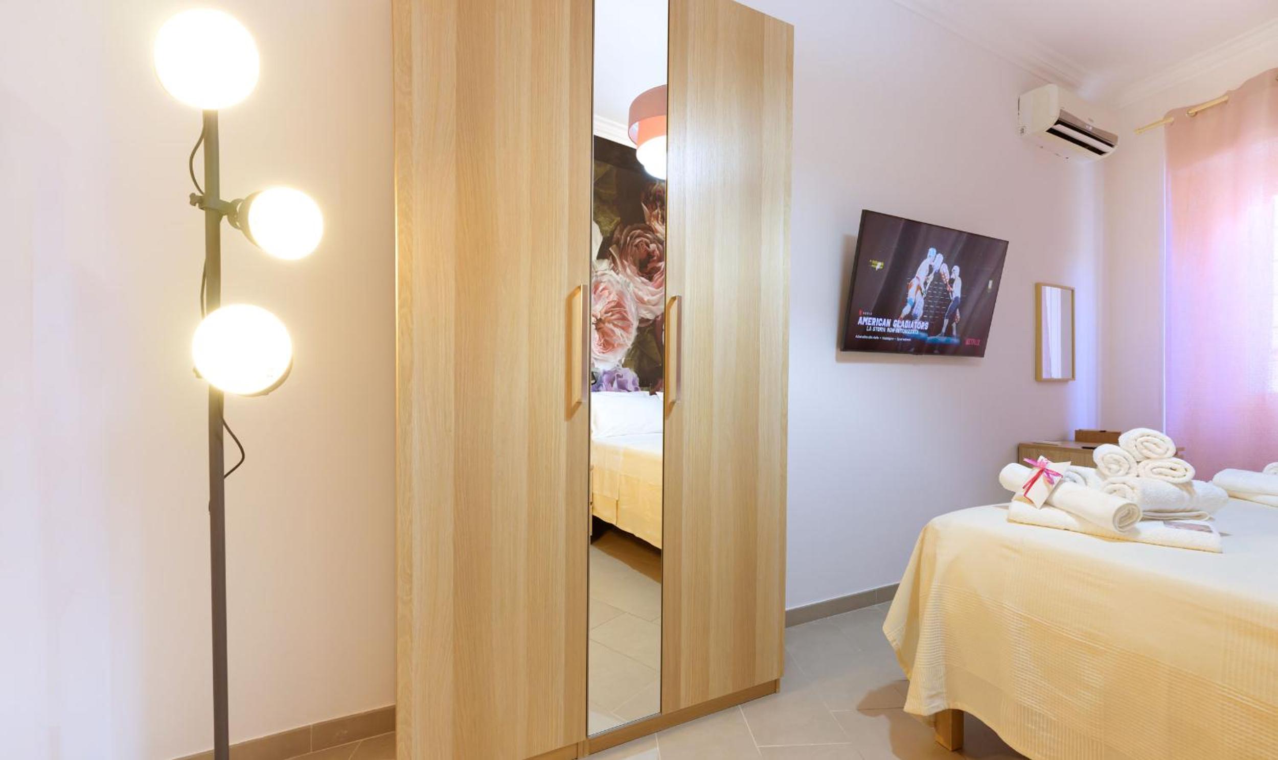 PeoniaMaximaHouse -Piazza Bologna-