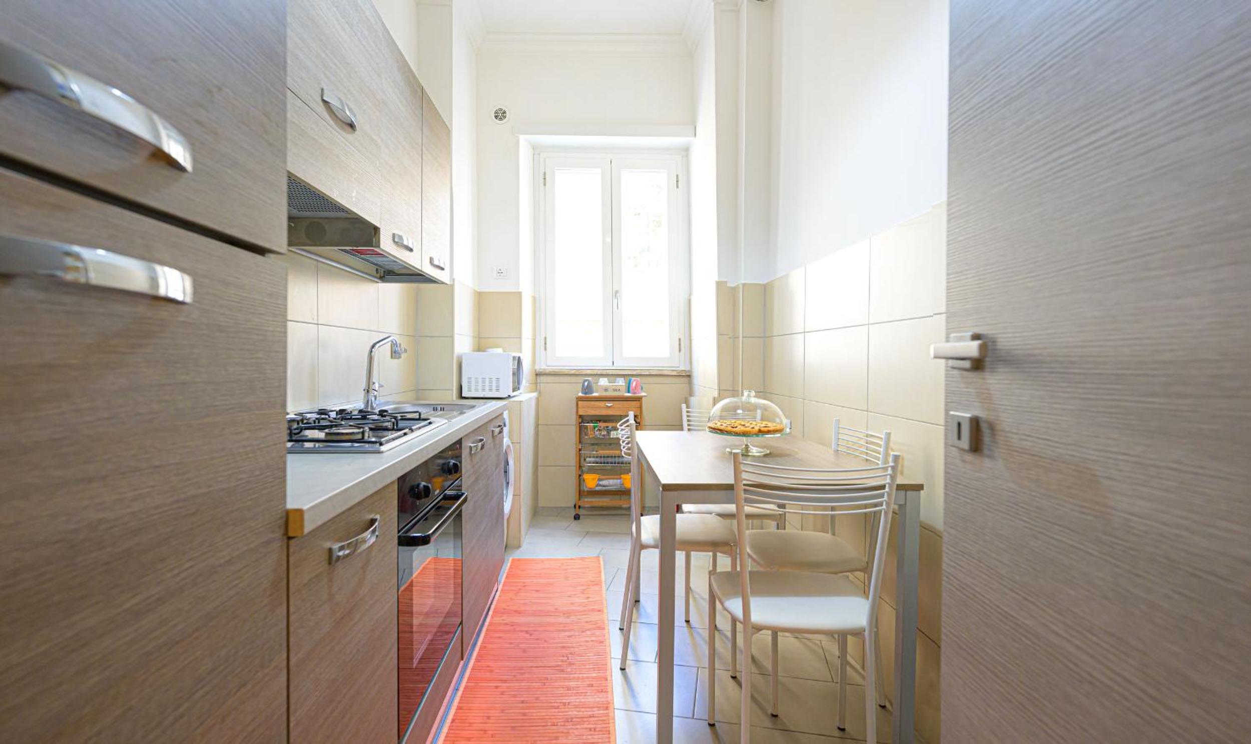 PeoniaMaximaHouse -Piazza Bologna-