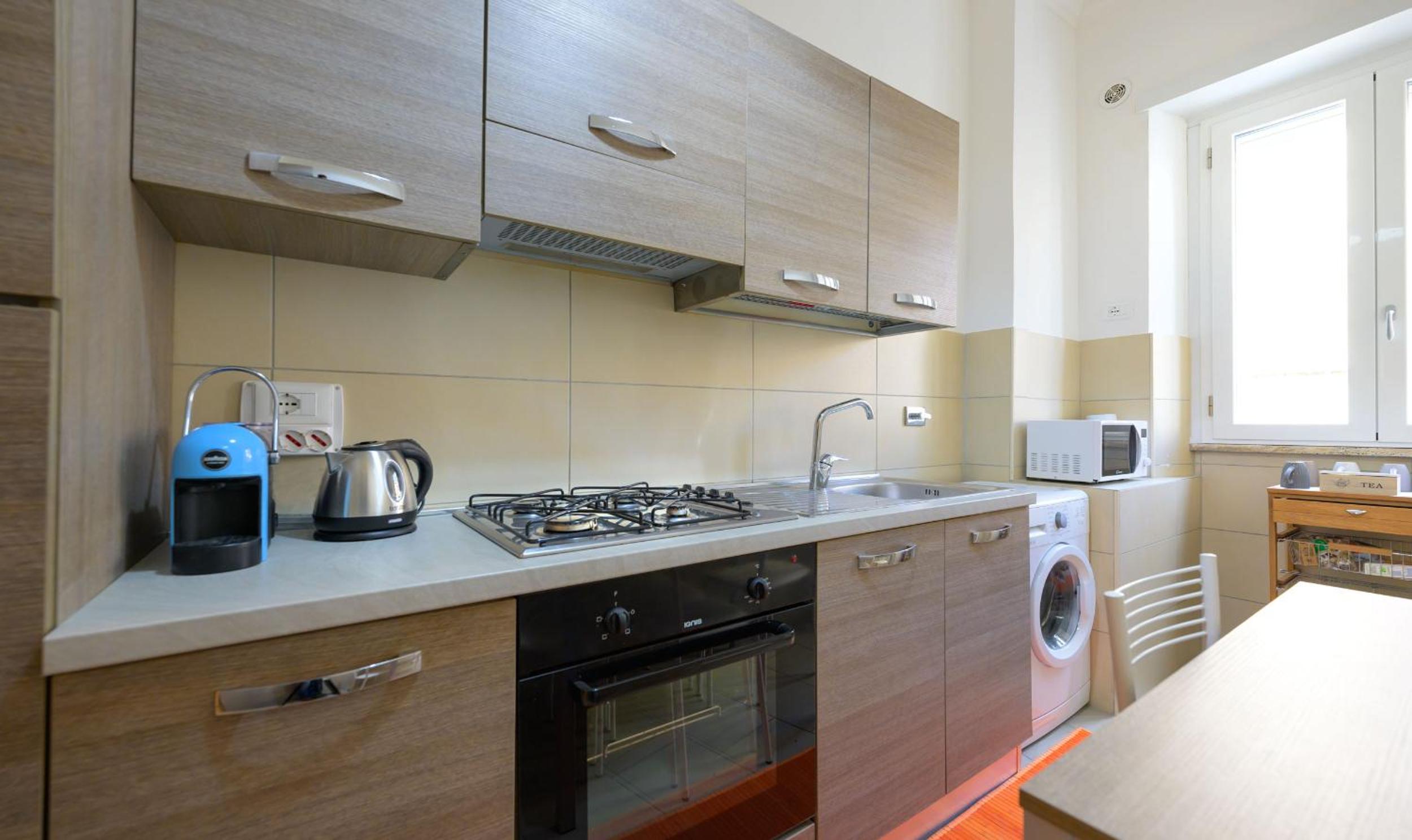 PeoniaMaximaHouse -Piazza Bologna-
