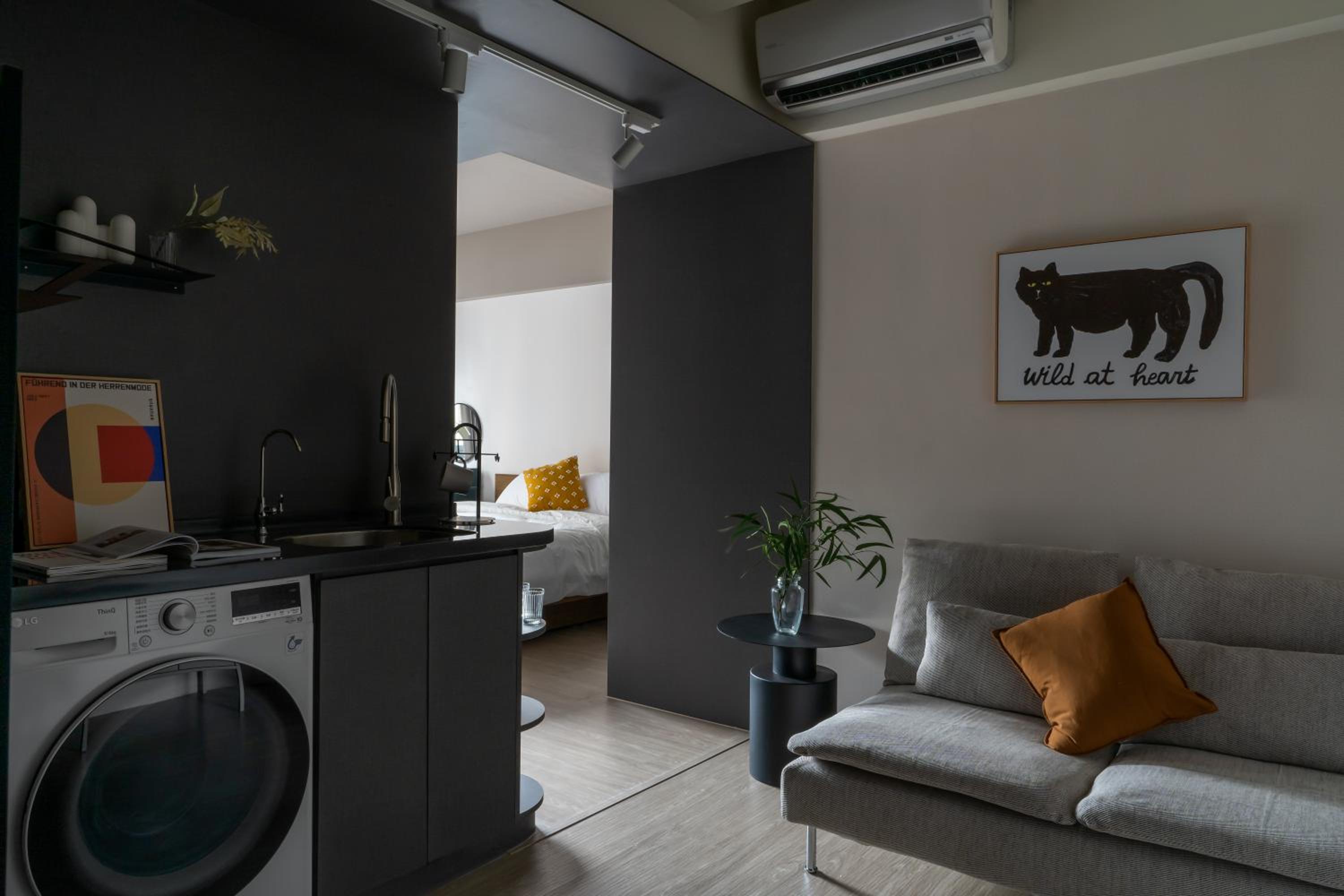 Lin Apartments by Olala Homes