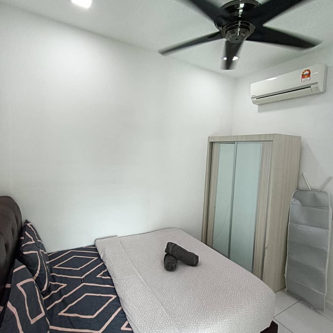Cozy Sky Loft 5 Guests with Netflix & Facilities L28