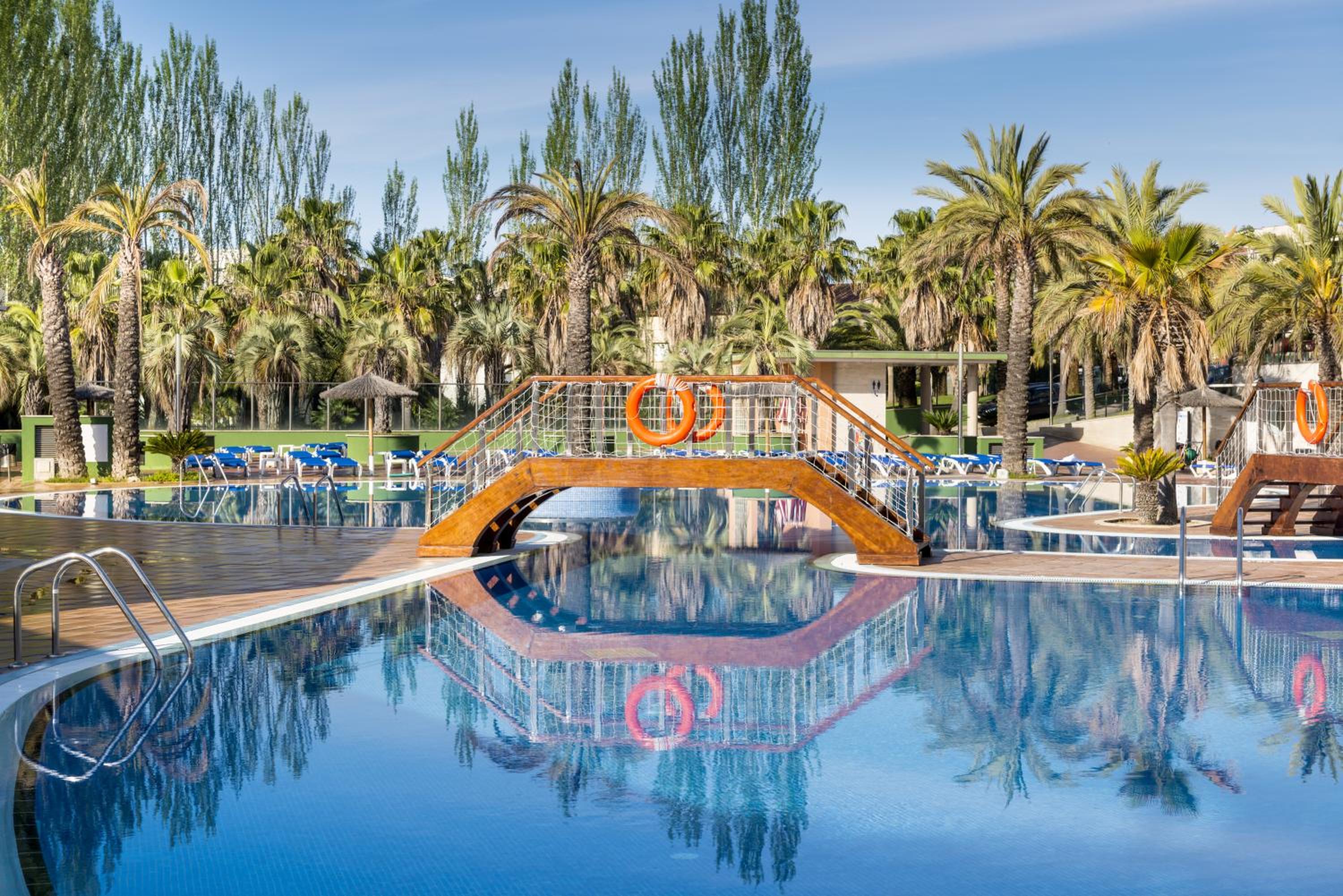 Costa Encantada Suites & Resort