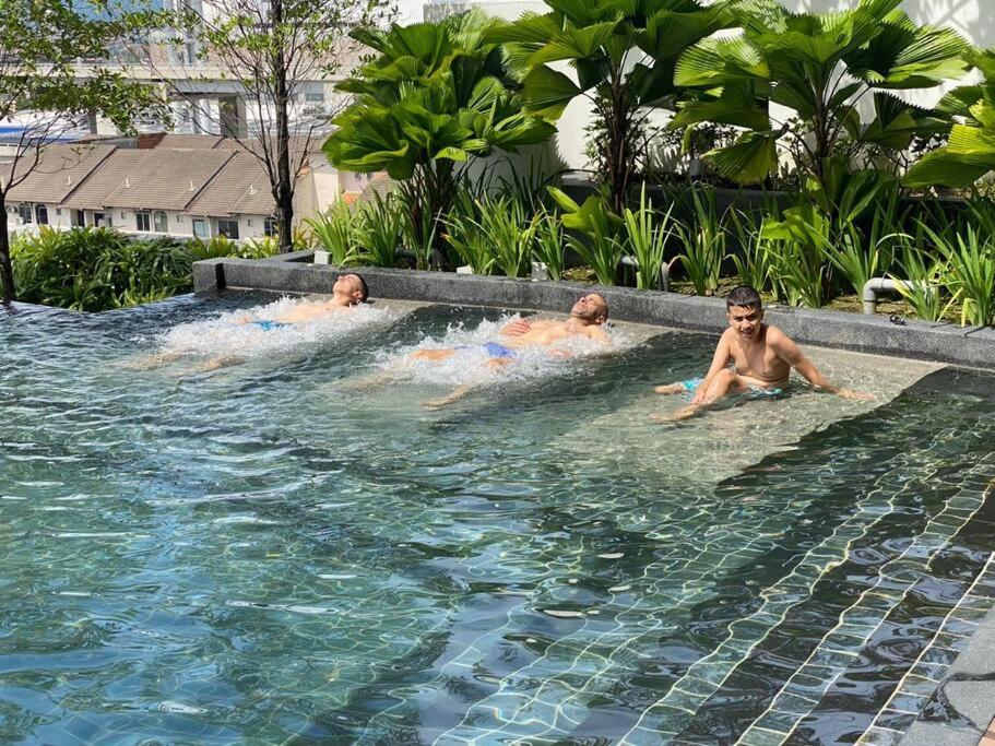 ContiNew Residence 1BR near TRX by StayHere