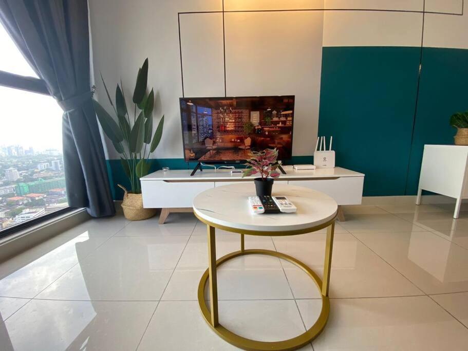 ContiNew Residence 1BR near TRX by StayHere