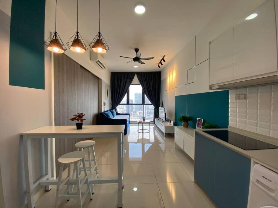 ContiNew Residence 1BR near TRX by StayHere