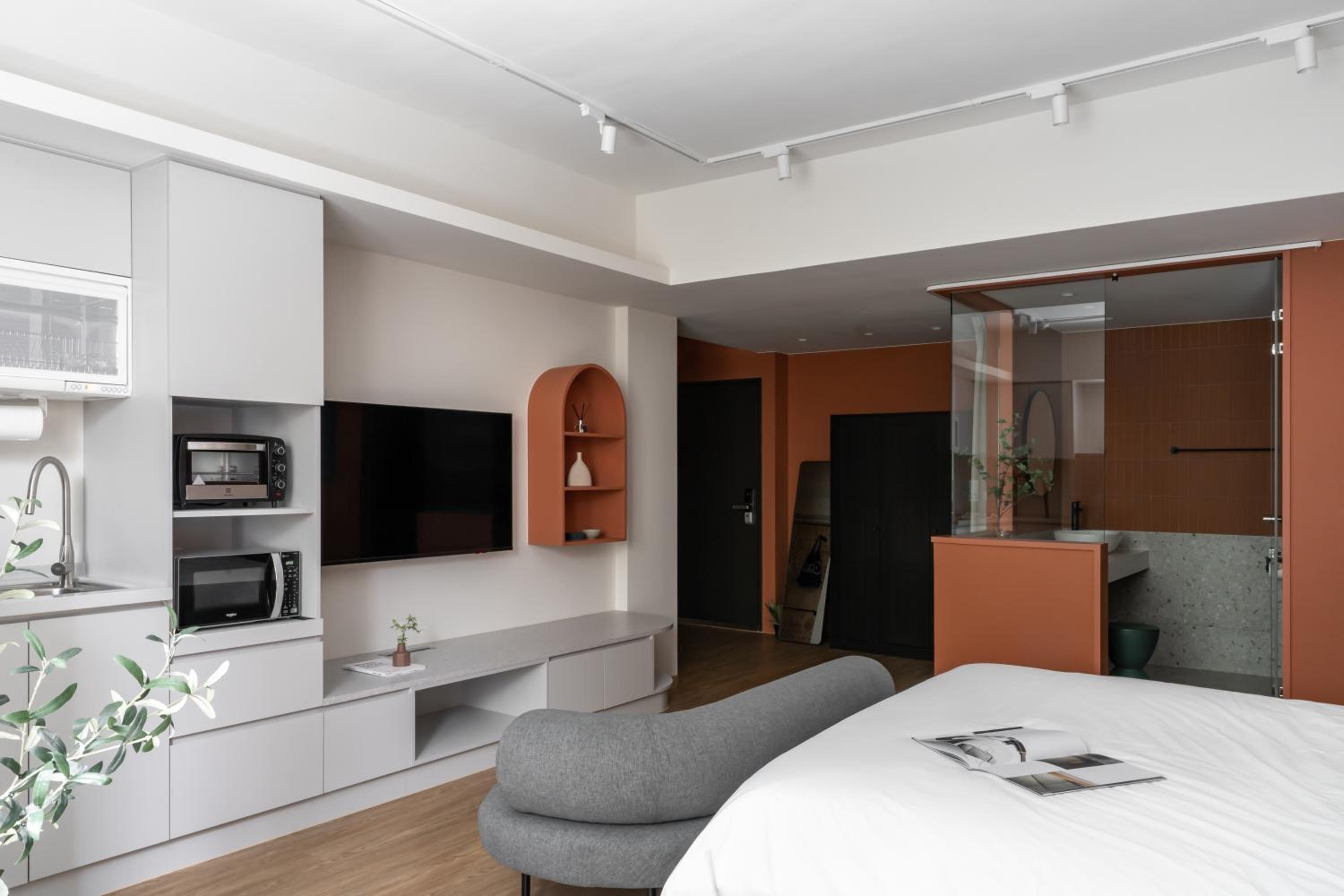 Lin Apartments by Olala Homes