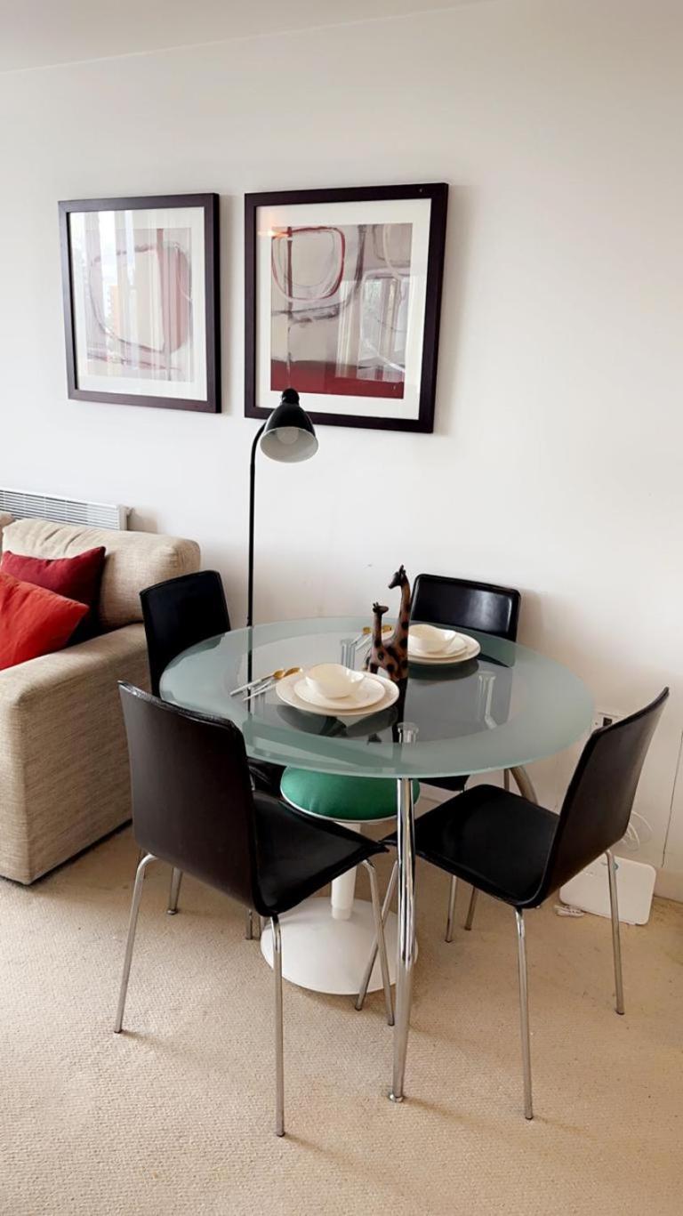 ComfyCozy Luxury Apartment Canning Town