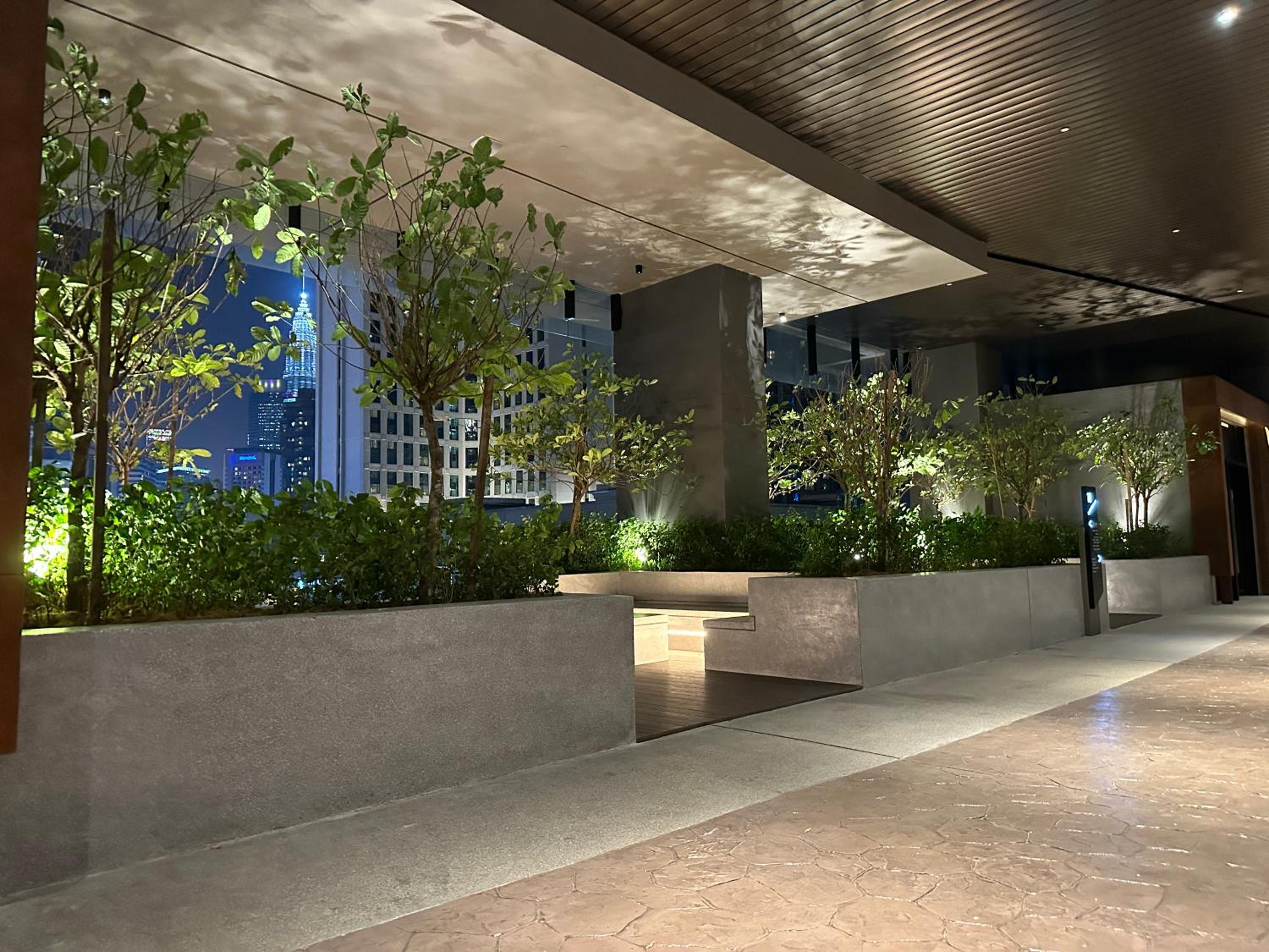 Axon Residence by Western Suites