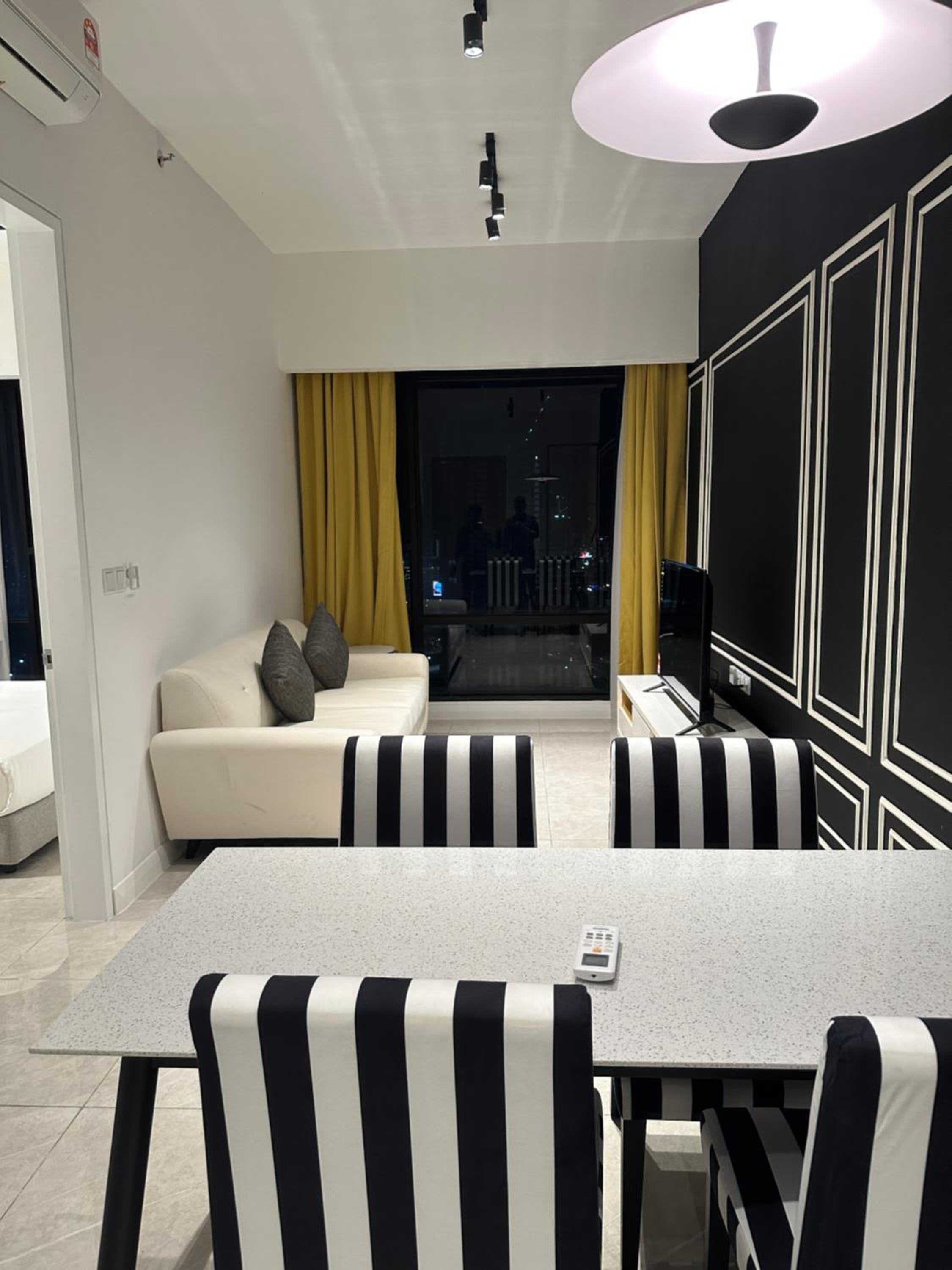 Axon Residence by Western Suites
