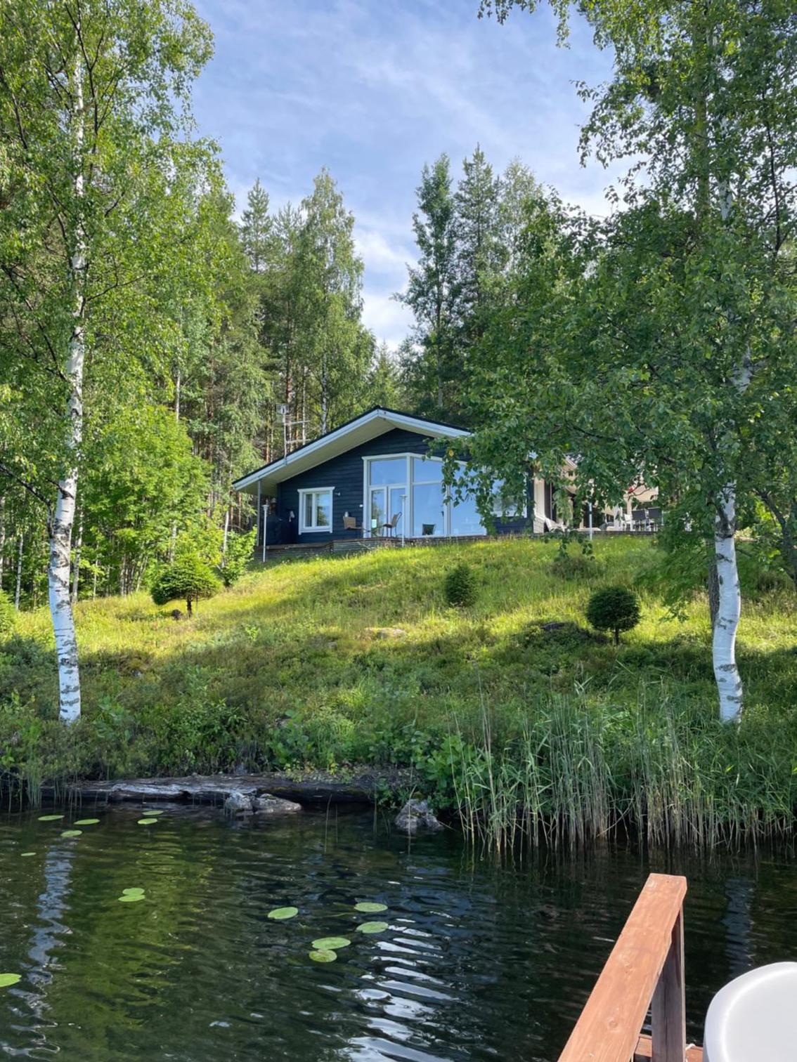 Villa Valkeinen