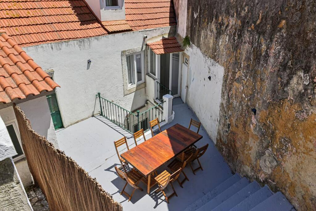 Ola Lisbon - Castelo II view 5
