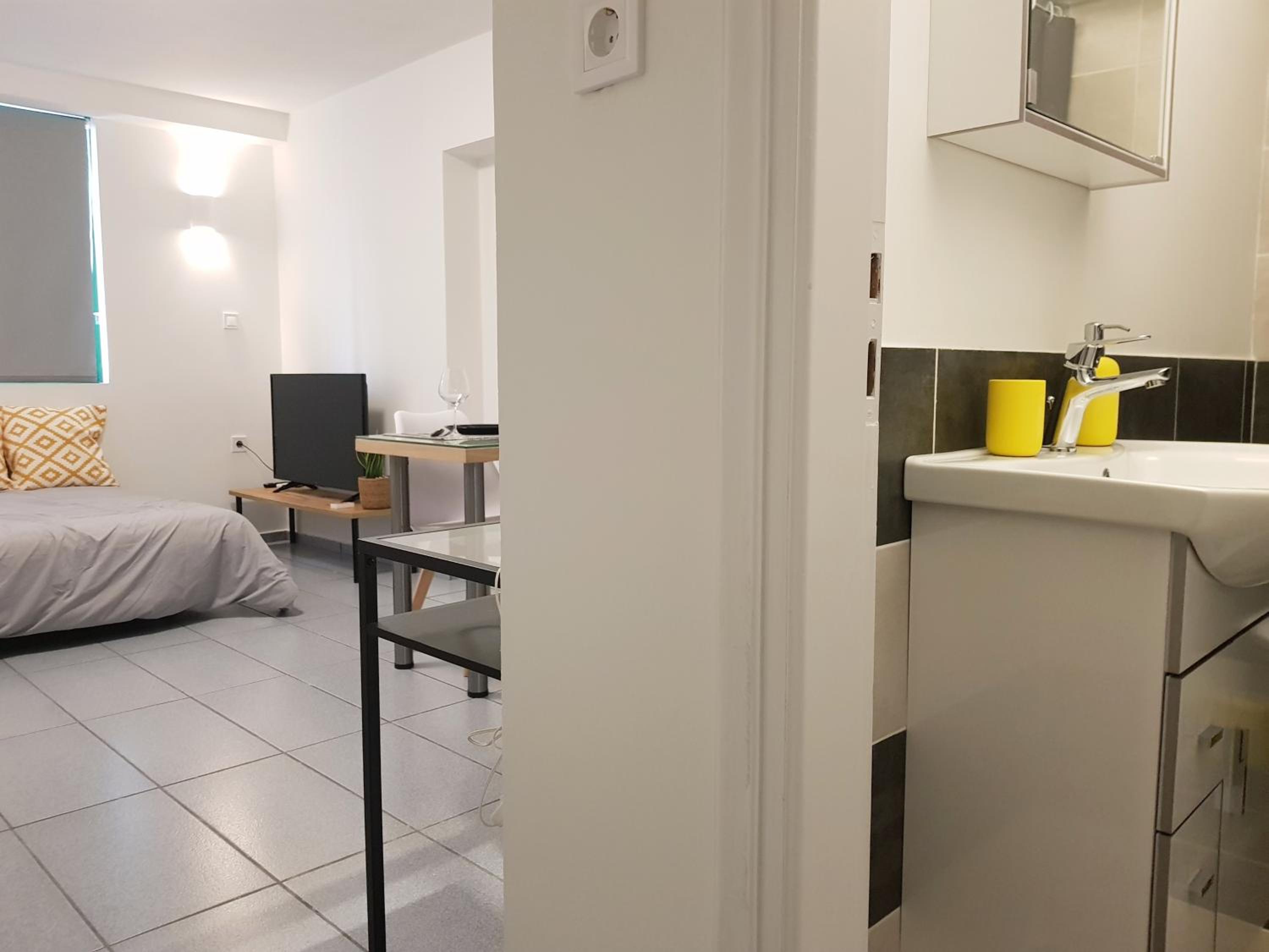hotel room