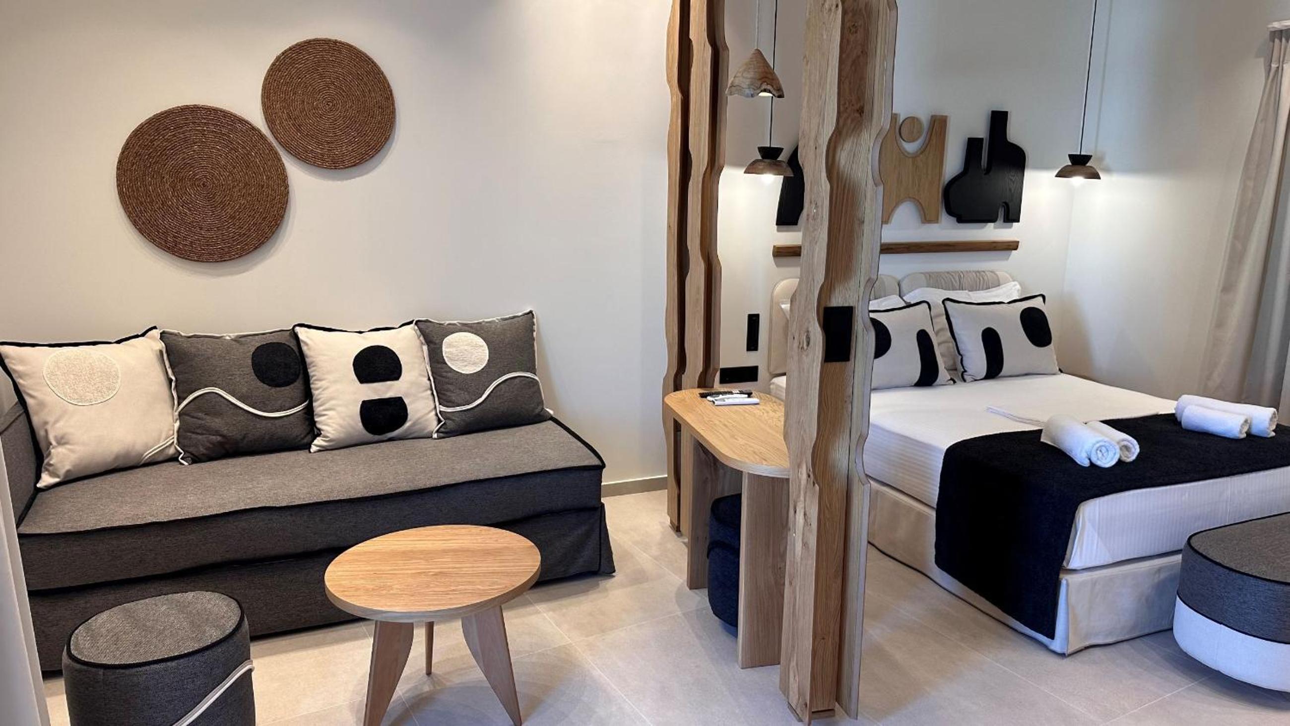 Aristotle Suites