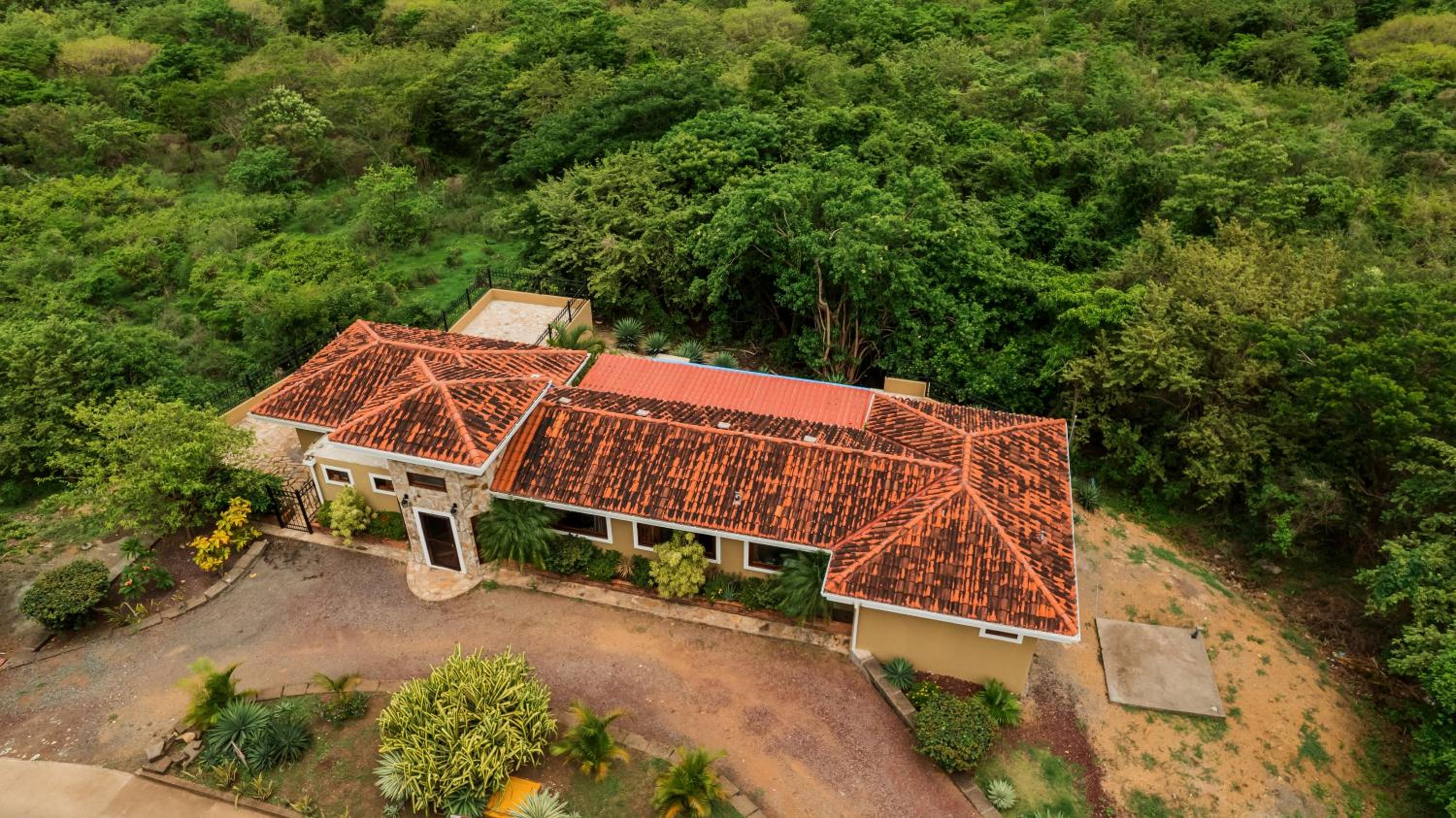 Exquisite Private Coastal Retreat home