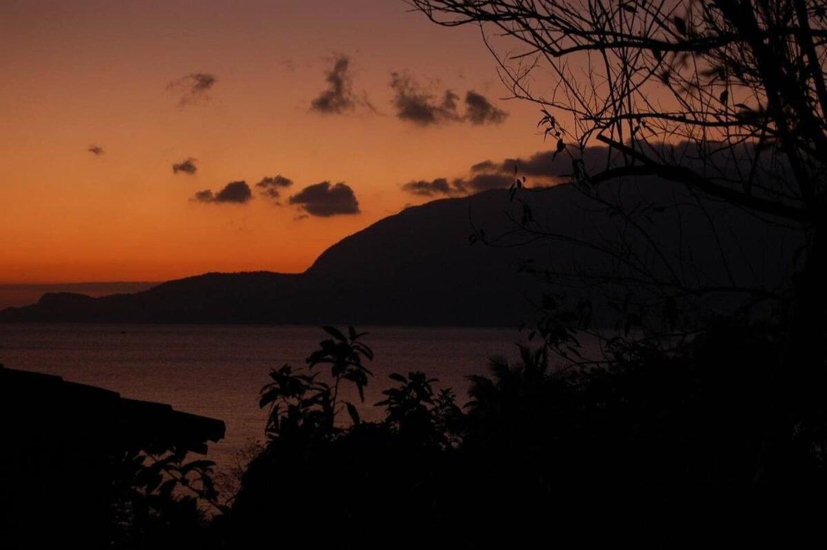 Bela e encantadora casa em Ilhabela