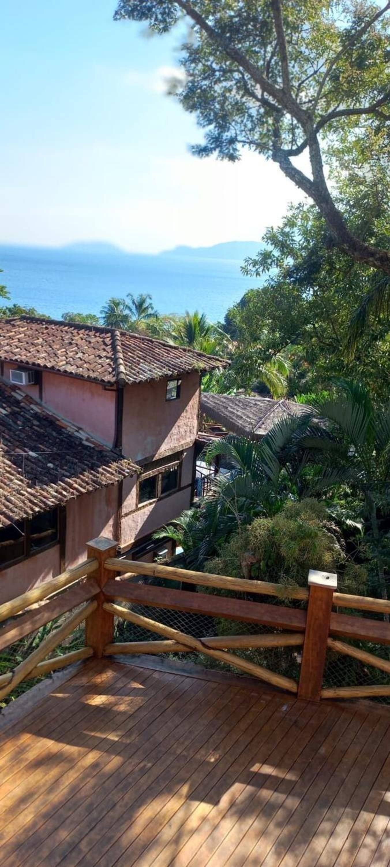 Bela e encantadora casa em Ilhabela