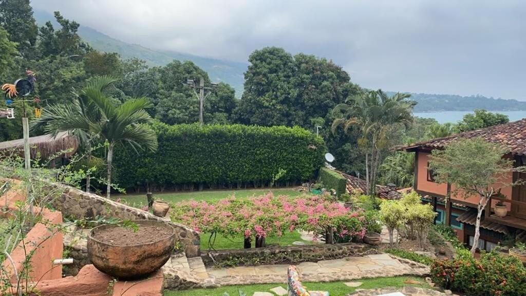 Belíssima casa em Ilhabela