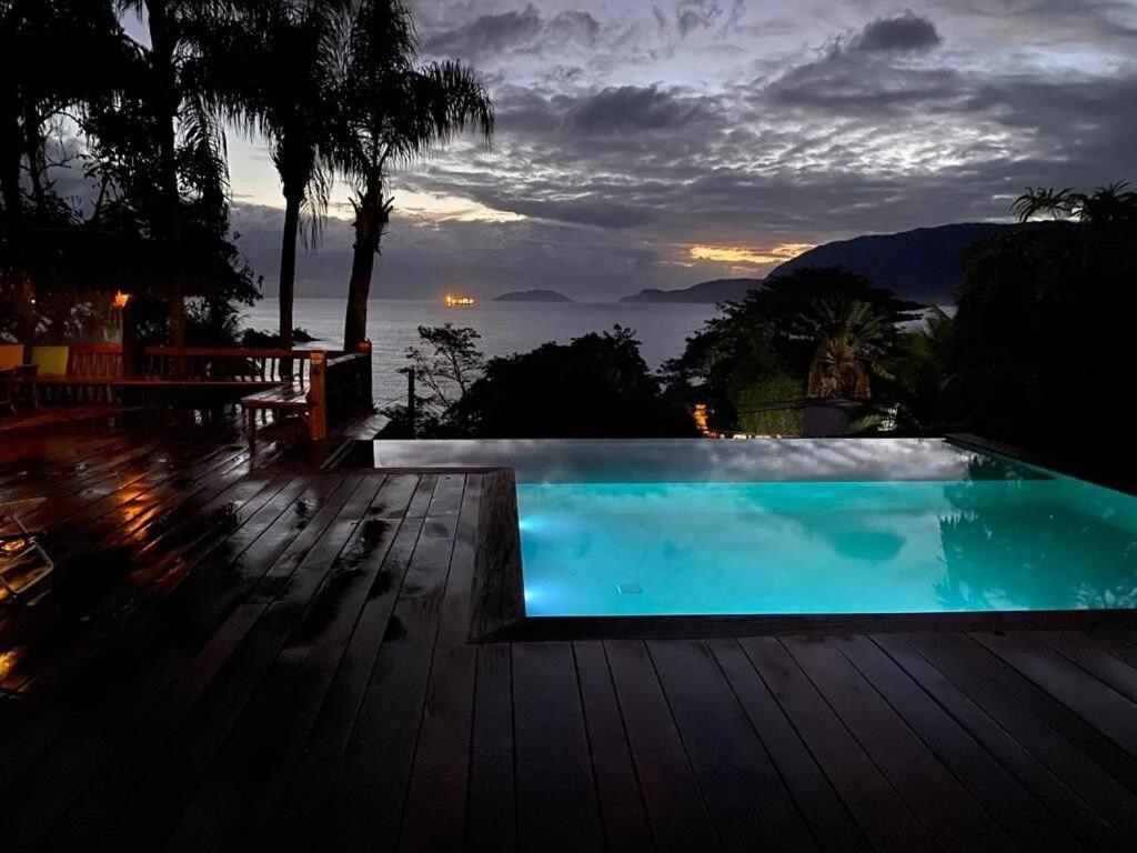 Belíssima casa em Ilhabela
