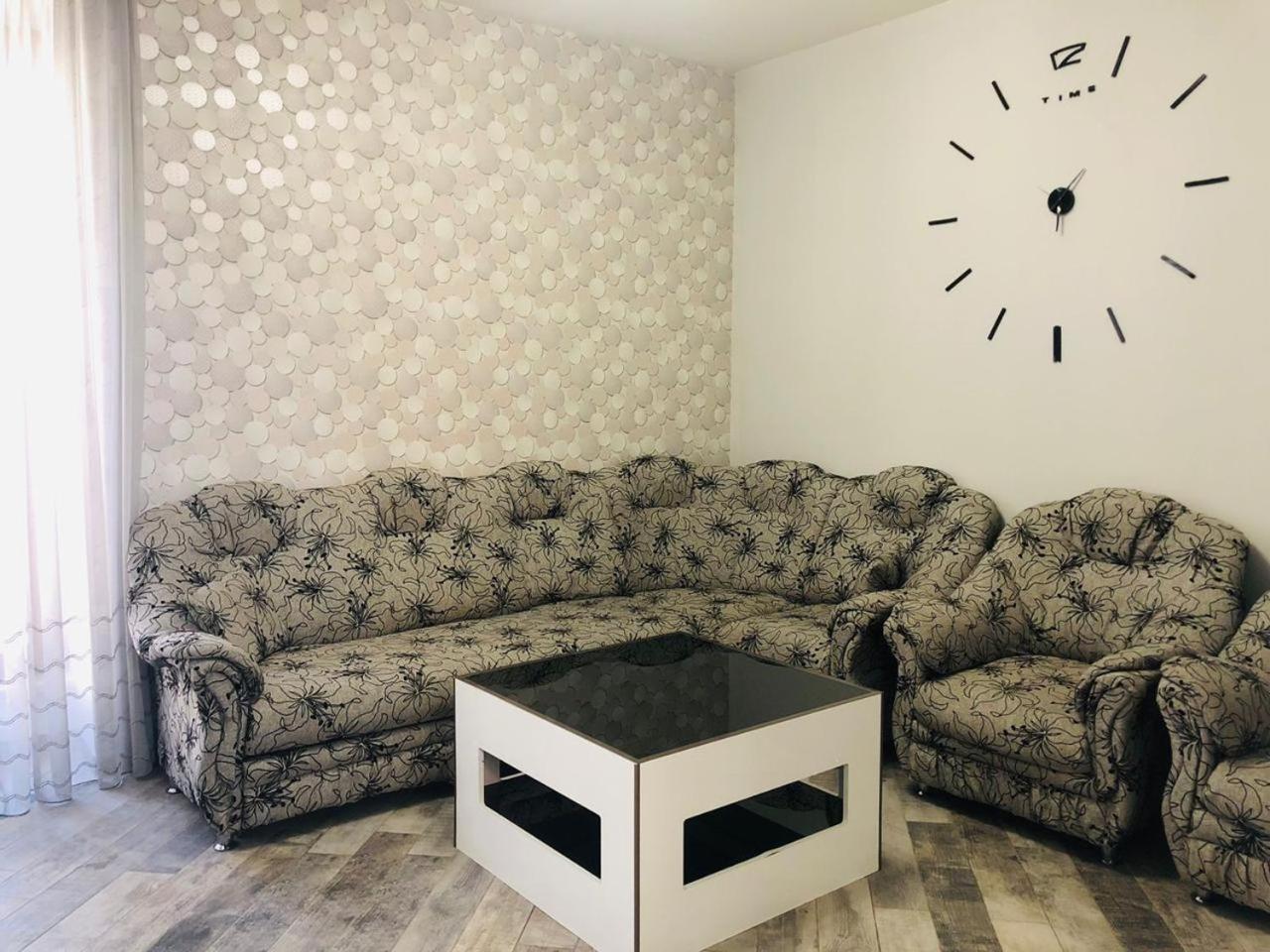 Apartment in Yerevan on KHORENATSI Street