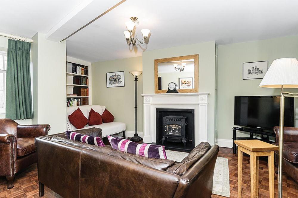 Wixey House view 5