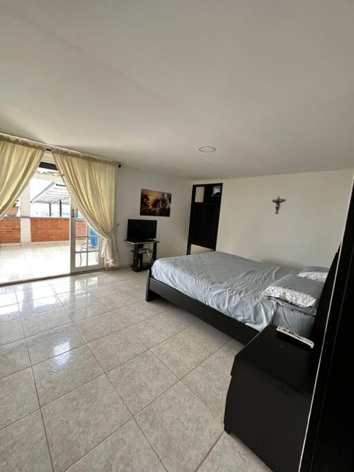 Villa Mercy, finca con jacuzzi cerca a Pereira