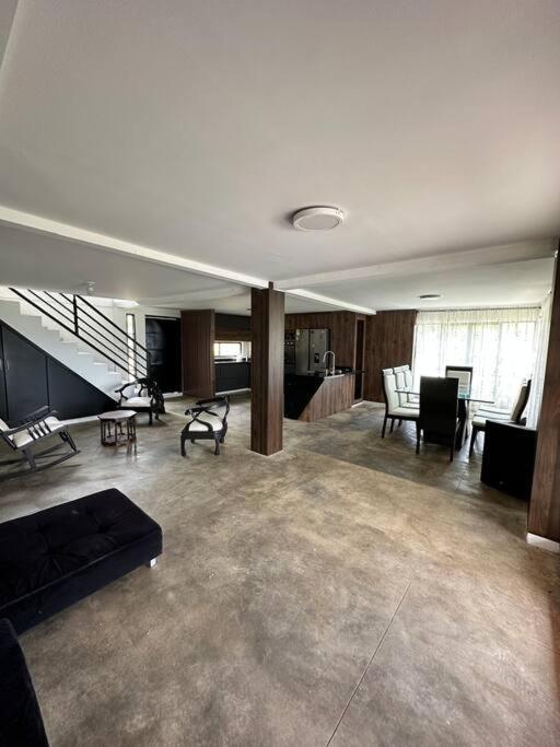 Villa Mercy, finca con jacuzzi cerca a Pereira