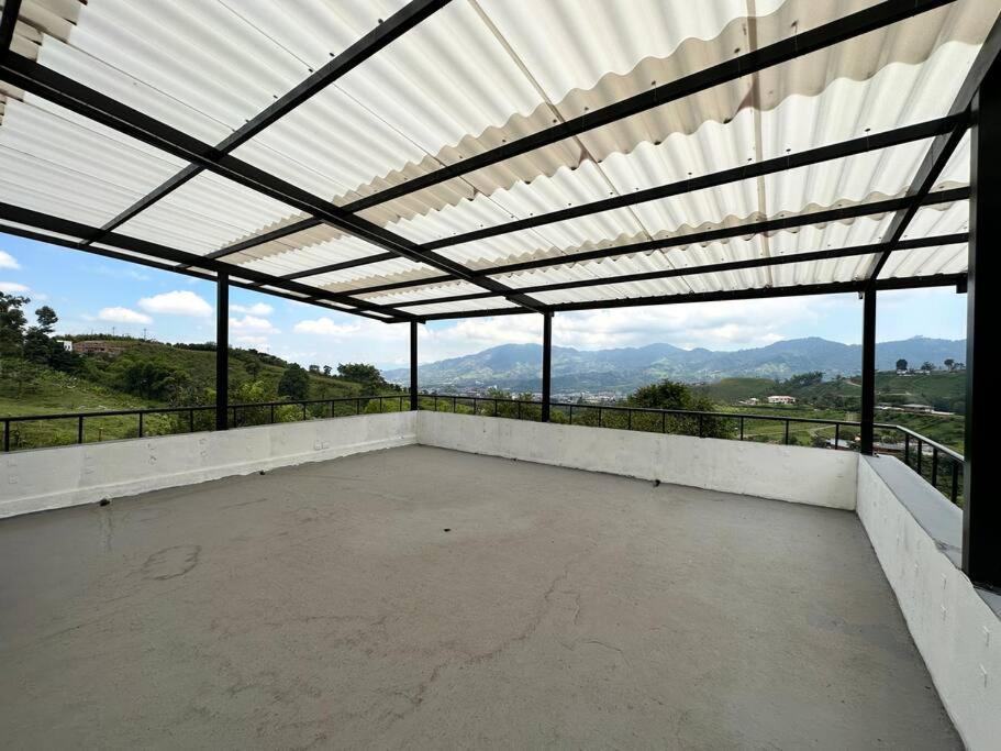 Villa Mercy, finca con jacuzzi cerca a Pereira