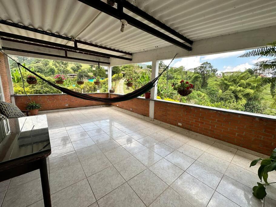 Villa Mercy, finca con jacuzzi cerca a Pereira