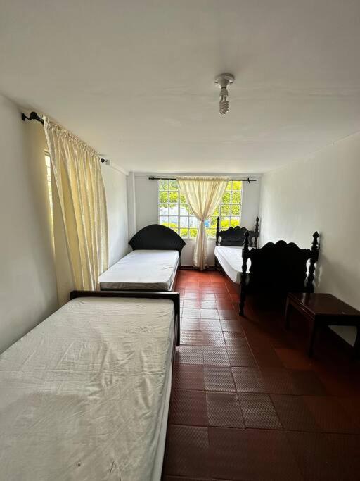 Villa Mercy, finca con jacuzzi cerca a Pereira