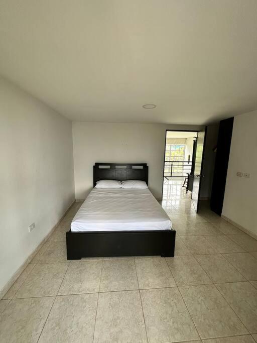 Villa Mercy, finca con jacuzzi cerca a Pereira